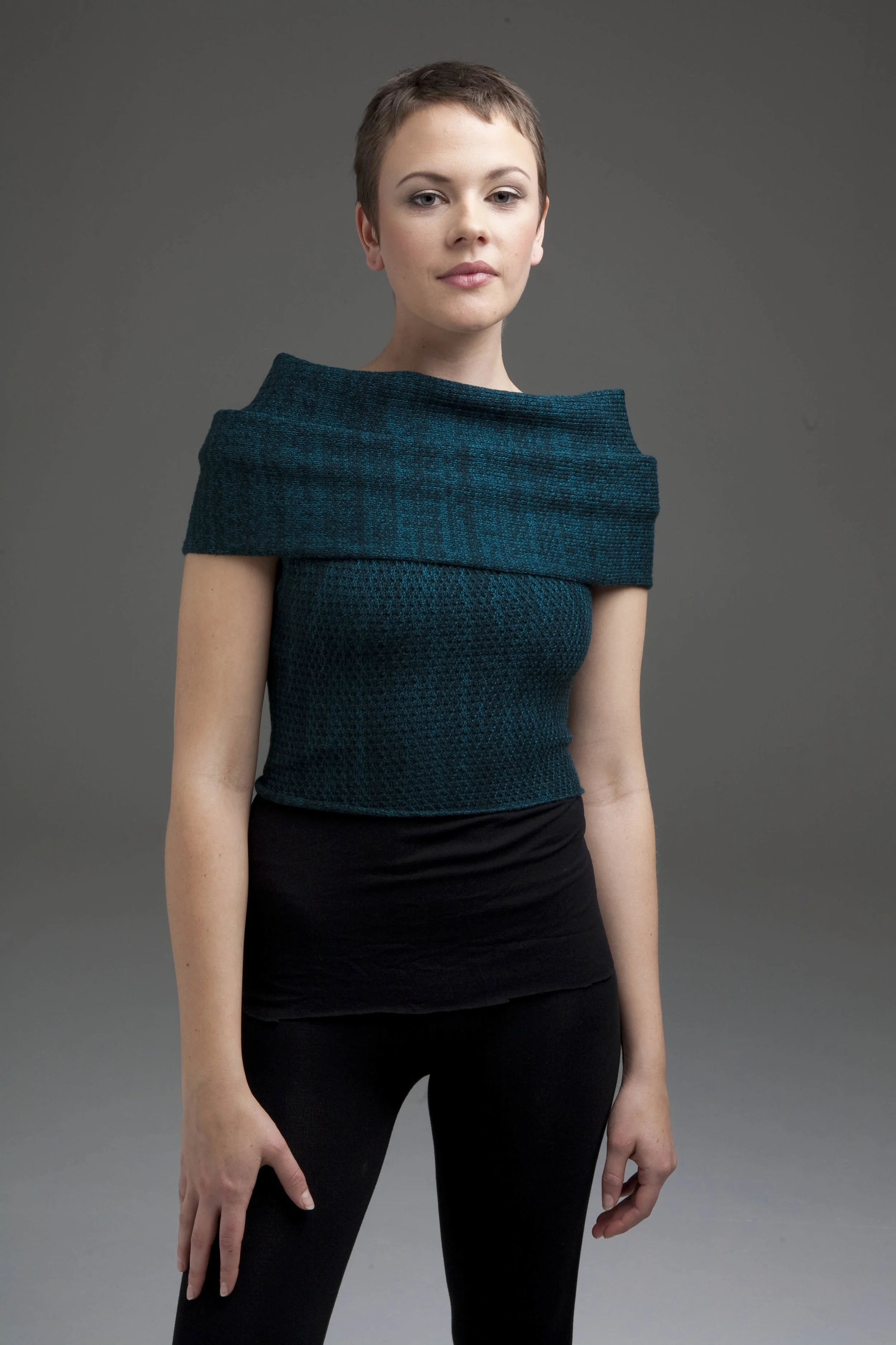 fibre-red-sleeveless-wrap-8.jpg