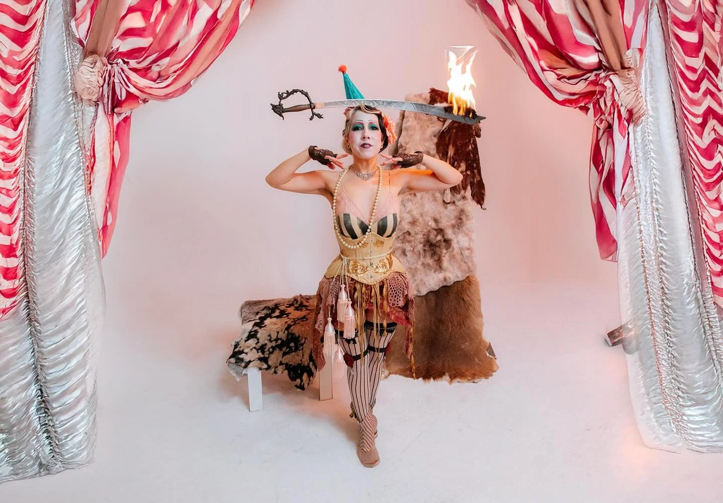 🎪🎭This Wednesday 9/3 I&rsquo;m honoured to be joining @jaybraggpresents for the @newvaudeville EP release! This will be a spectacular night of circus jazz and joy revival featuring myself, @lareinethethrill and other special guests of varying talen