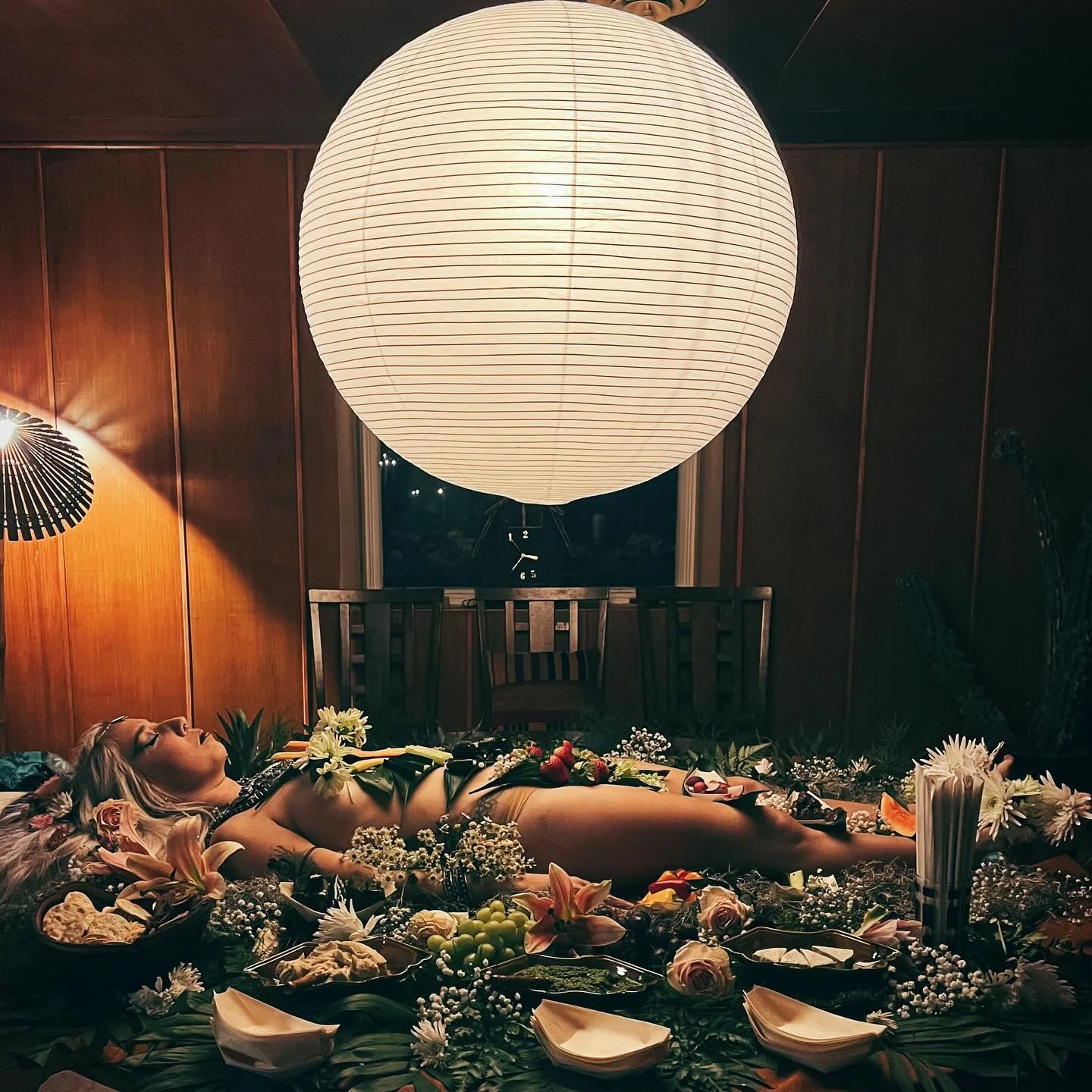 💮🌕🍂On this full corn moon/lunar eclipse in Pisces and as we enter into my favorite time of year, I have decided to take a detox break from social media. I have hesitations about this as I do feel that this is a great place to share upcoming shows 