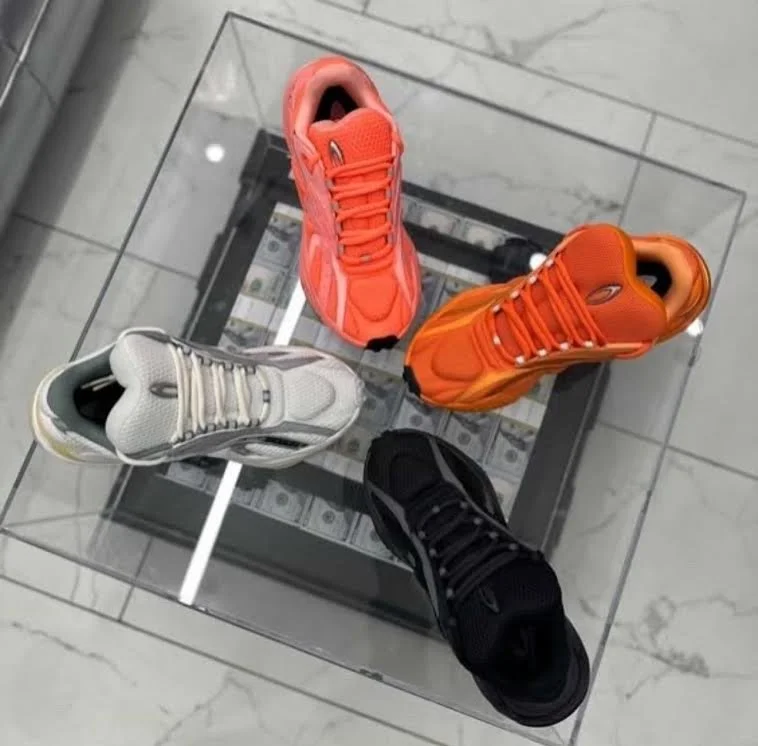 VARIOUS SNEAKERS HARLEM.jpg