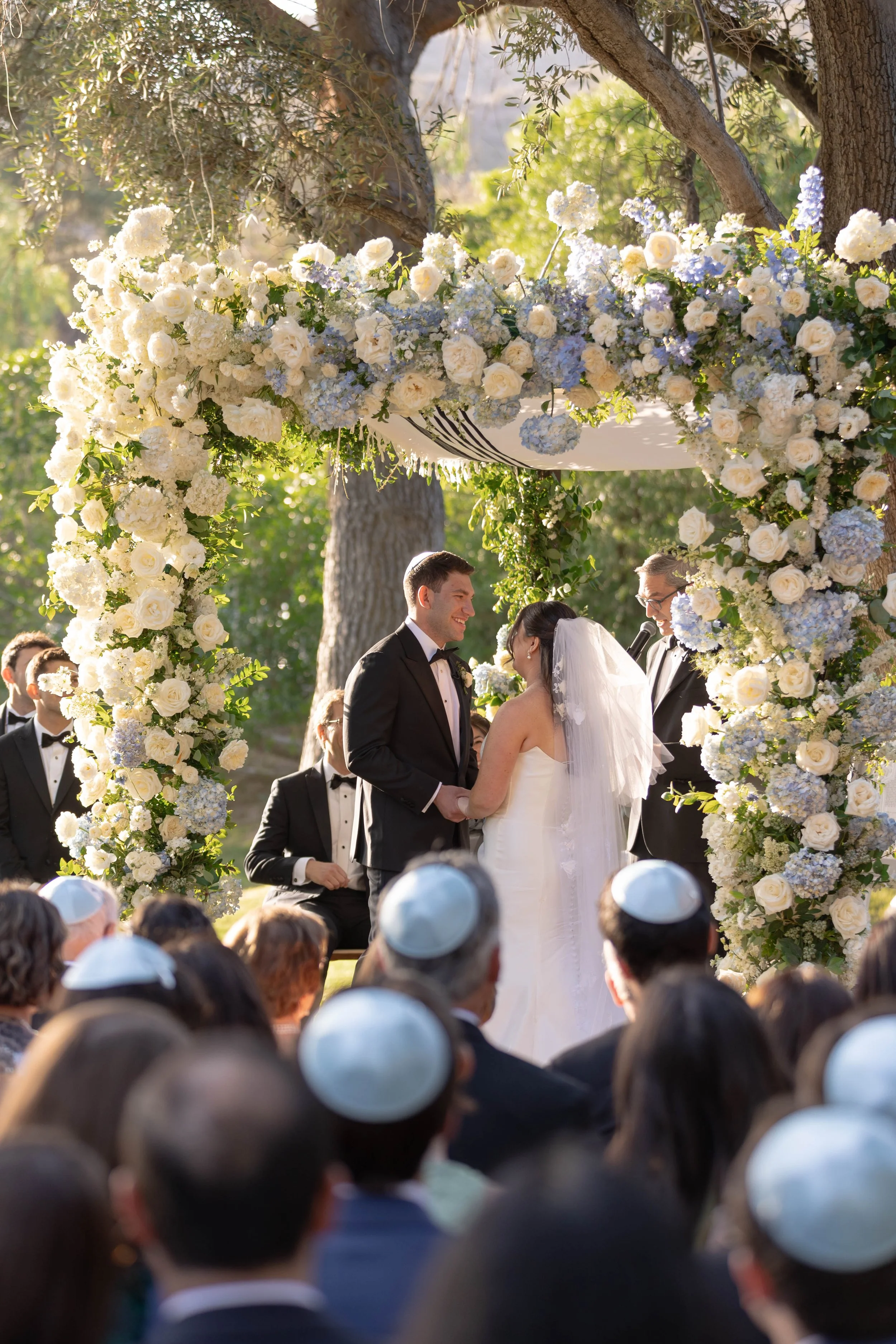 A Timeless Jewish Wedding at Hummingbird Nest Ranch in Simi Valley