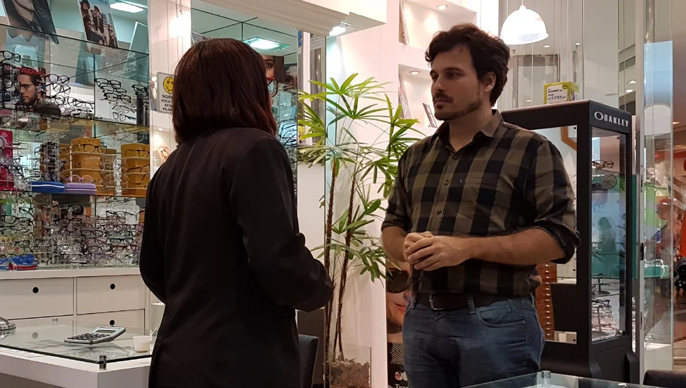 Extensive interviews and market research for retail and B2B clients.