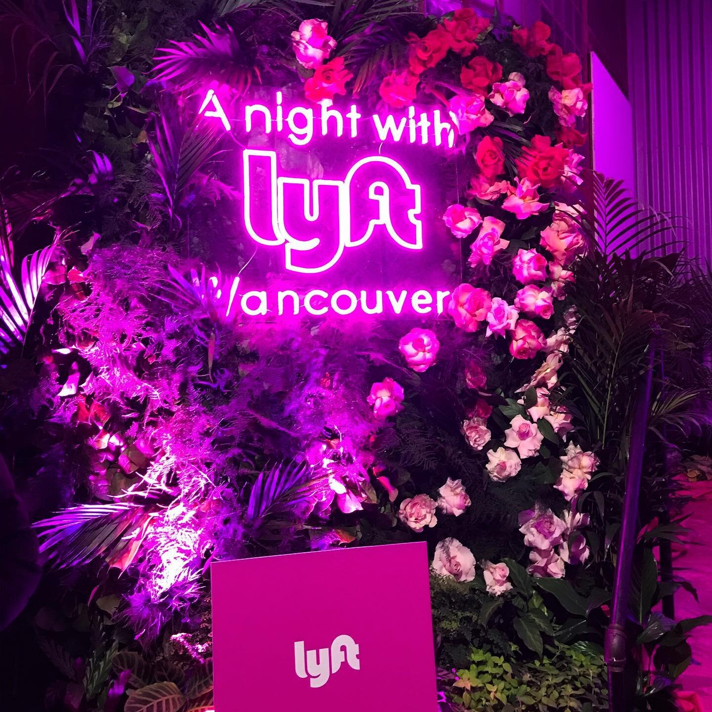 That time we worked with @tsc_agency to design a neon pink floral bombed entryway to the #Vancouver @lyft launch event. 🌸

⁣
Event producer: @tsc_agency ⁣
Design: @communiticollective ⁣
Neon sign: @stevestoncreative ⁣
Plants + floral wall: @flowerfa