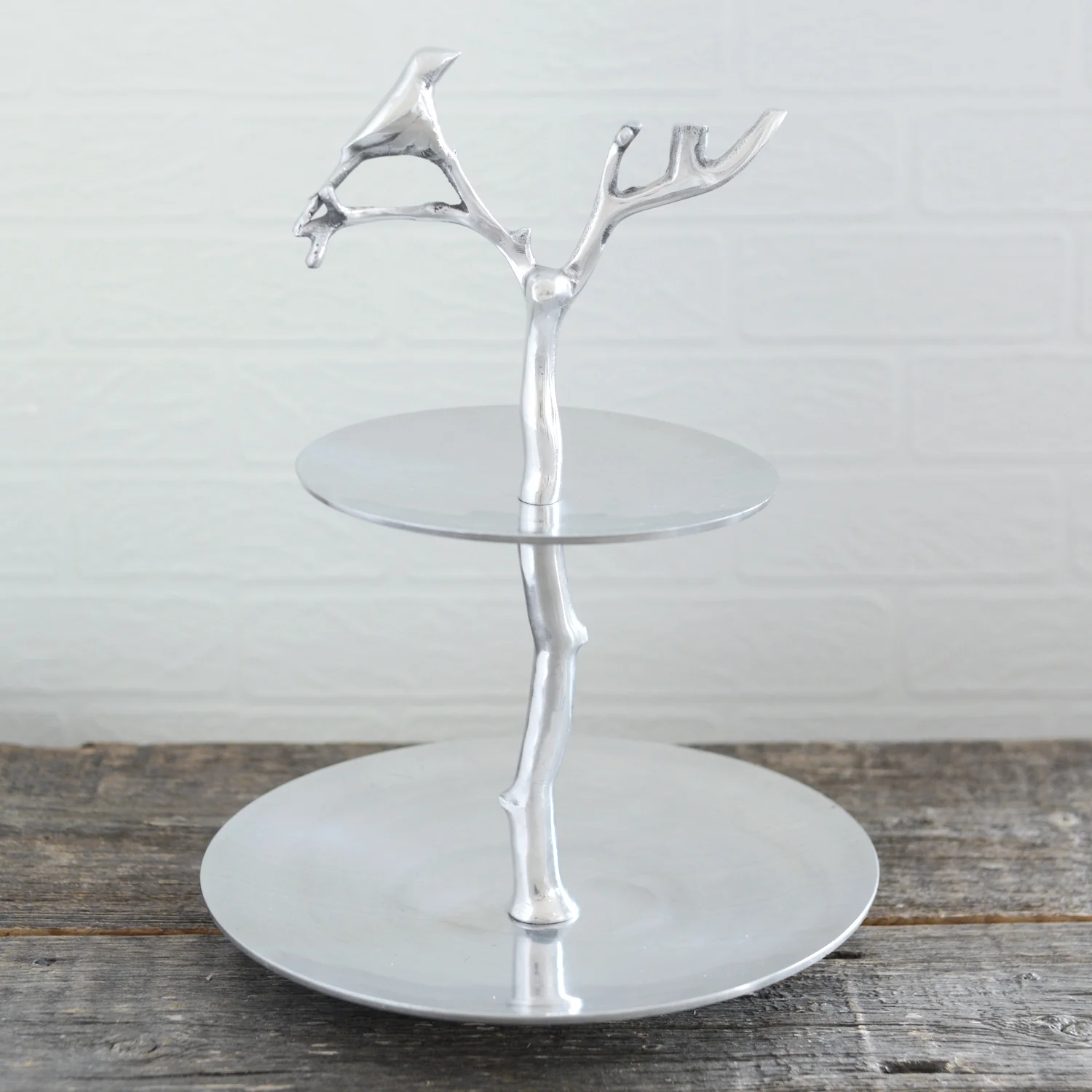 finch stand - 10" x 13"