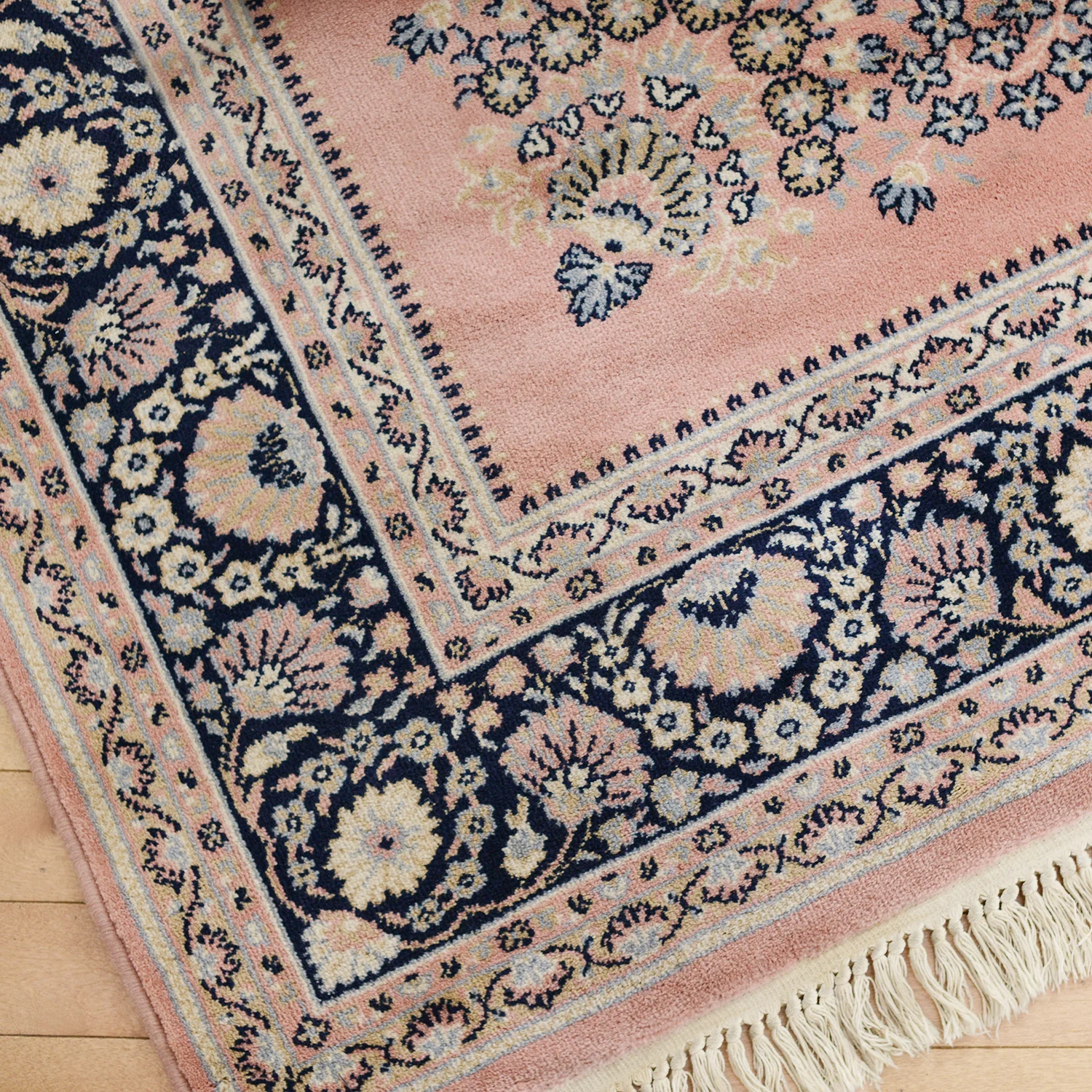 8x11 pink/navy area rug