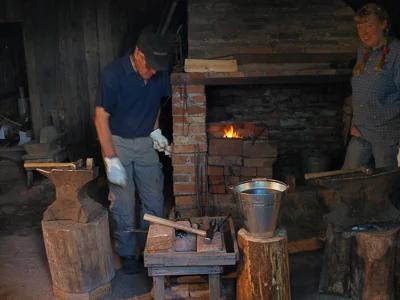 4.7. Inhiberad/Hantverksdag och auktion / Peruutettu/Käsityöpäivä ja huutokauppa, 