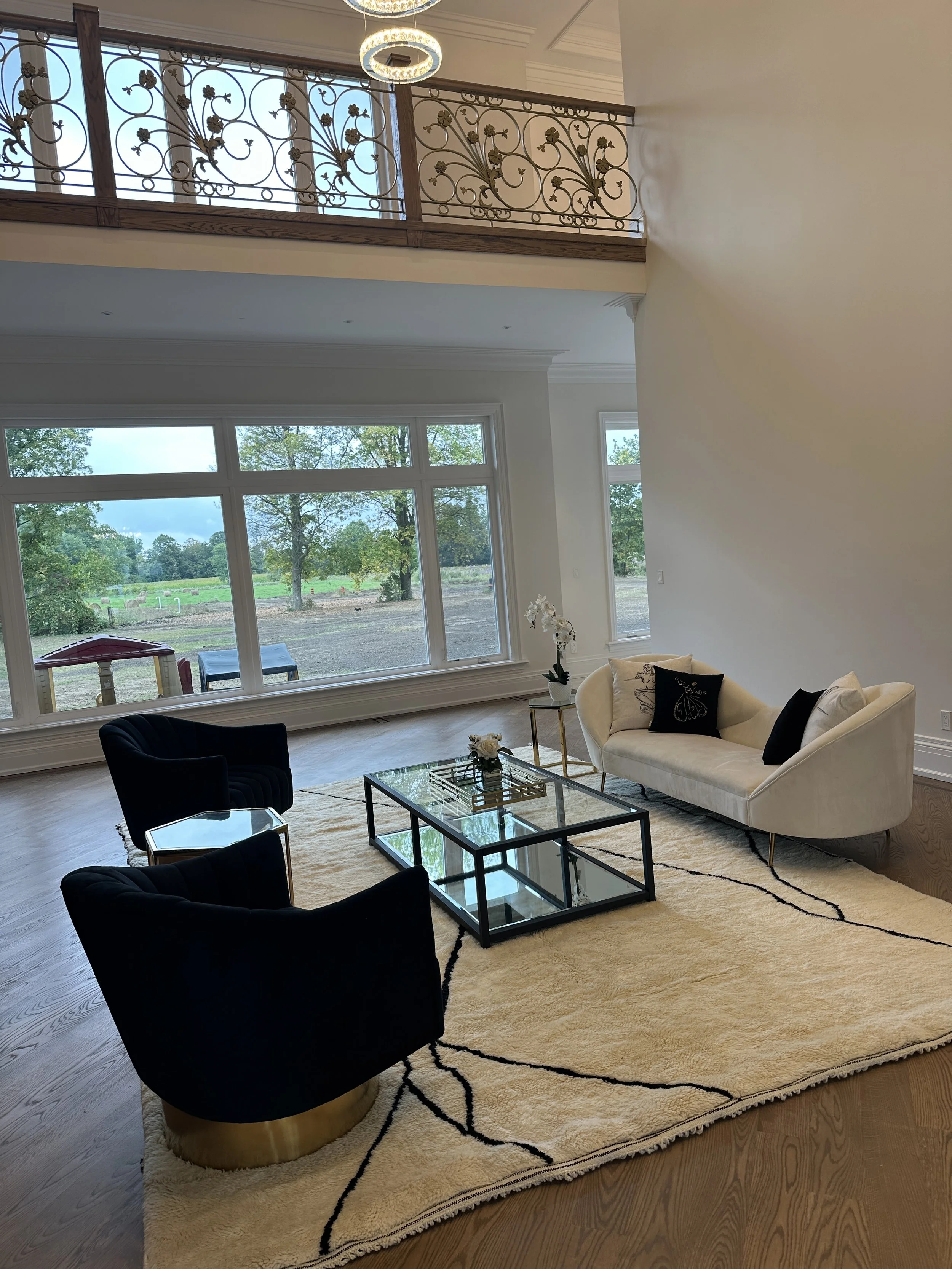 Staging Tips: The Importance of Choosing the Right Furniture for Your Space