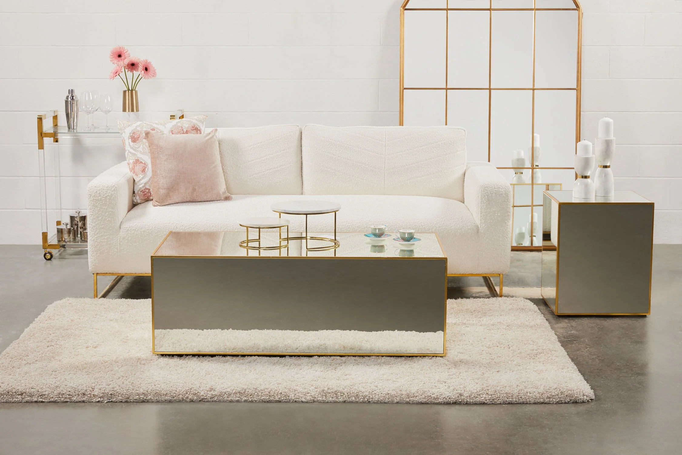 1670879990_Mirror Coffee Table Gold Lifestyle_4158.jpg