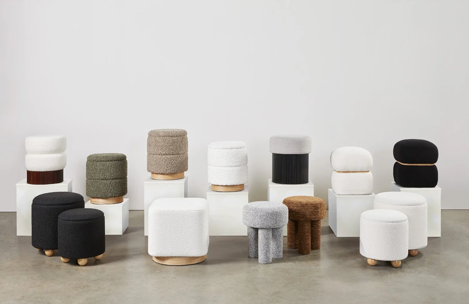 1713359485_Ottomans Group_2768f (2).jpg