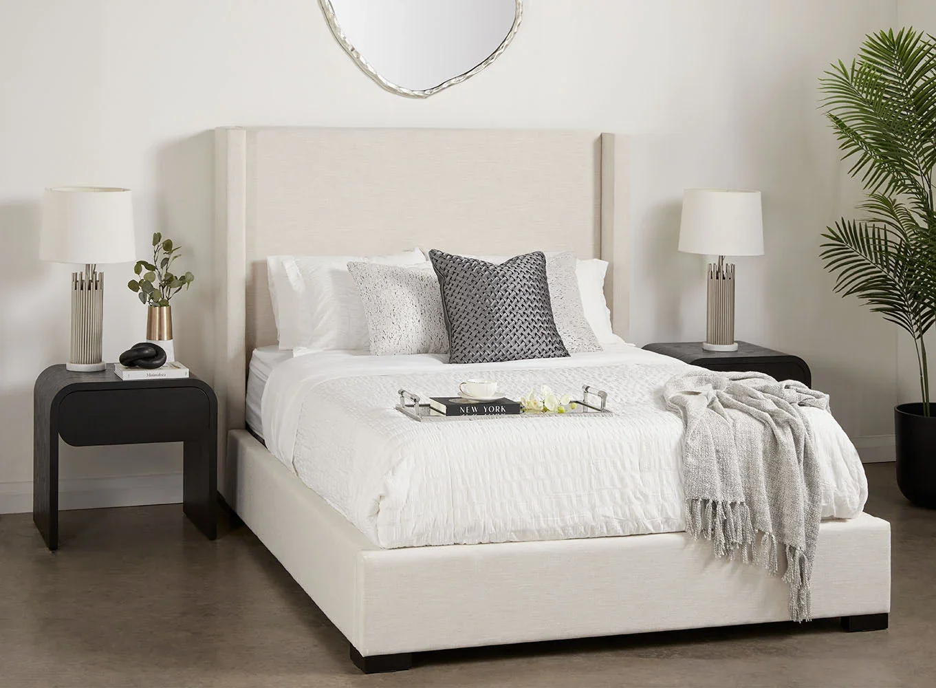Louis_bed_1_9717a665-b74d-48bc-a55b-c6c37f82cfb6.jpg.webp