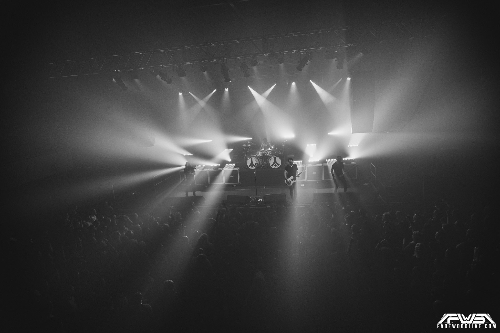 Gojira_KnittingFactory_BW35.jpg