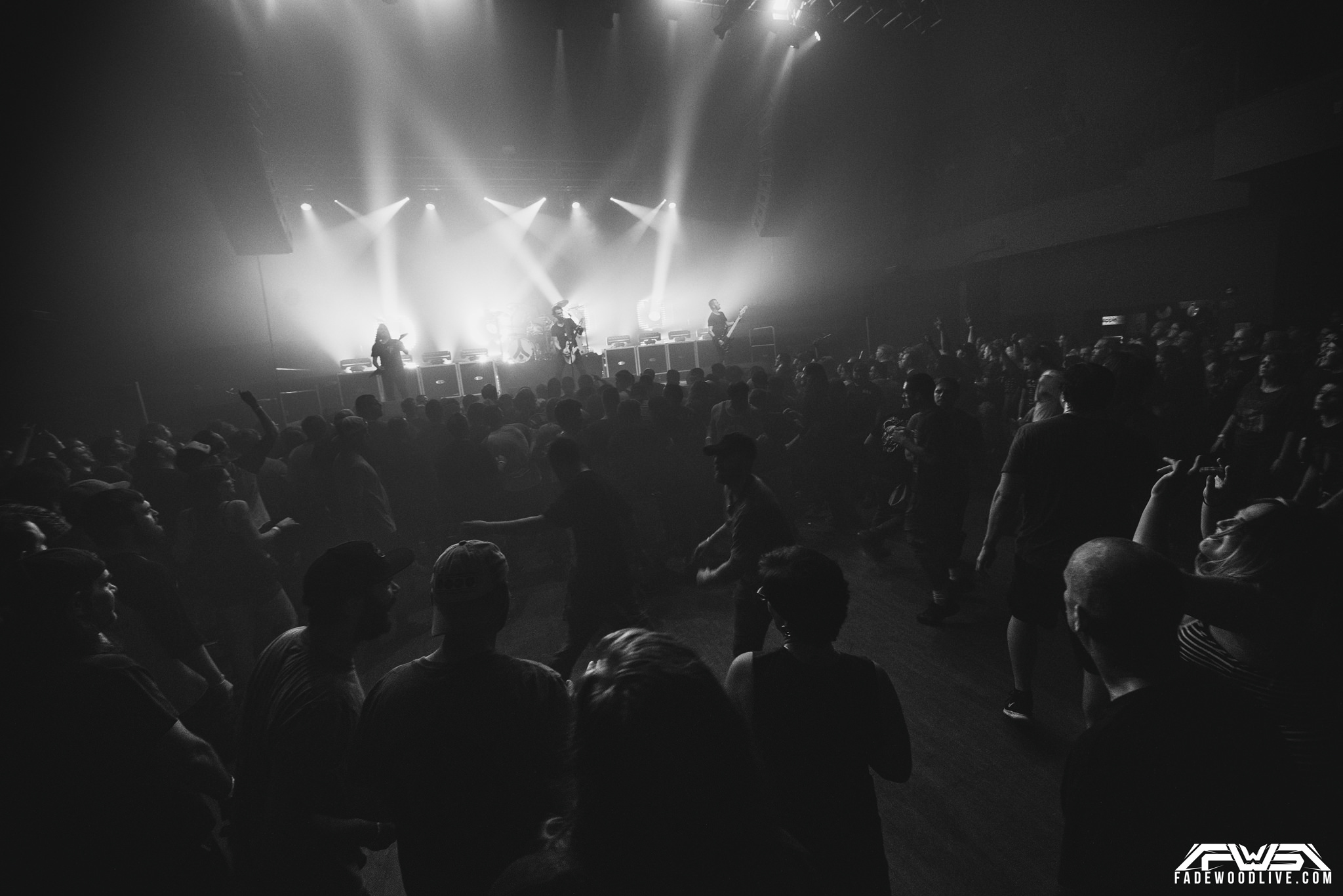 Gojira_KnittingFactory_BW36.jpg
