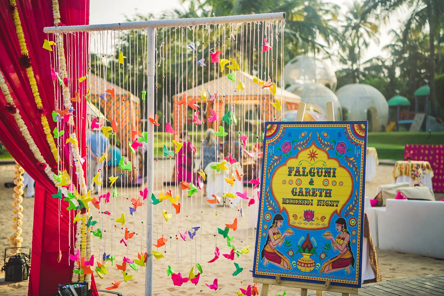 MinistryOfMemories_Falguni&Garette_Decor-5.jpg