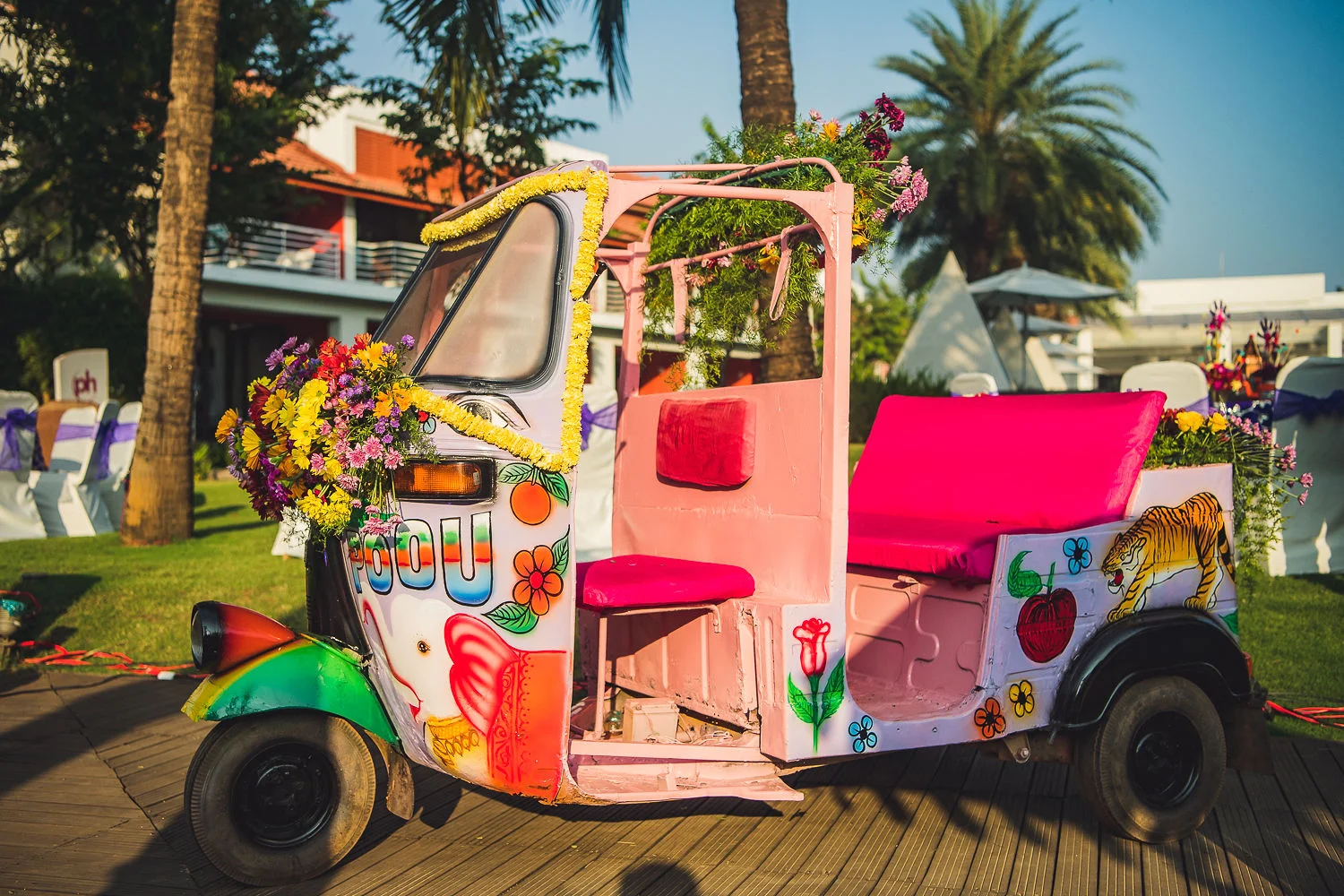 MinistryOfMemories_Falguni&Garette_Decor-3.jpg