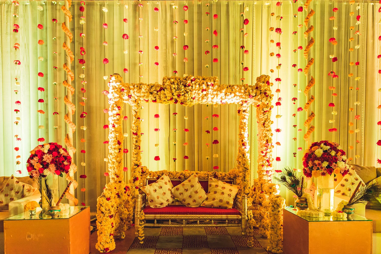 MinistryOfMemories_Falguni&Garette_Decor-90.jpg