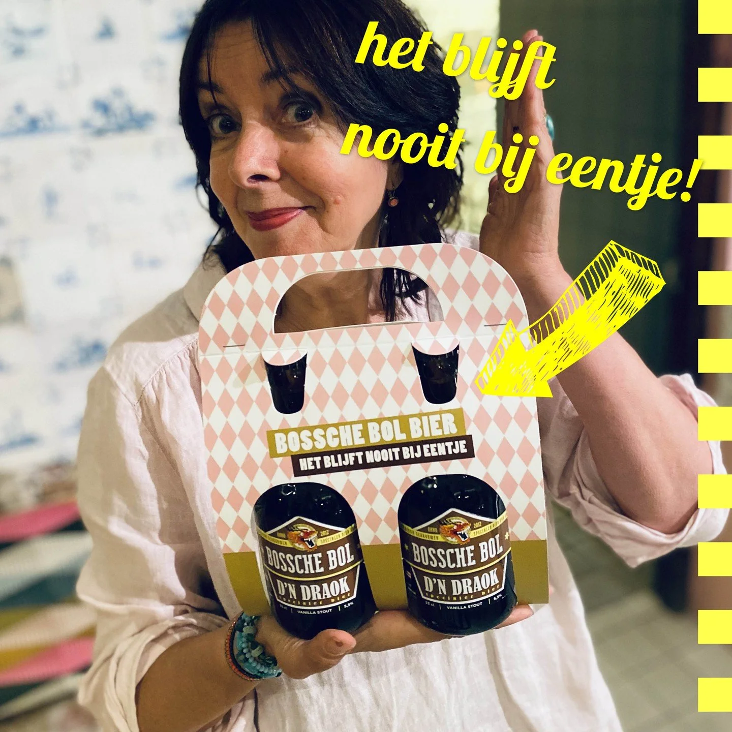 In de ban van de Bossche Bol! Dat zijn we inmiddels een beetje. Niet zo gek, want we bedachten en ontwierpen de @bossche_bollen_belevenis. En we mochten ook deze leuke verpakking bedenken en ontwerpen voor heus 'Bossche Bol Bier', gebrouwen door @bro