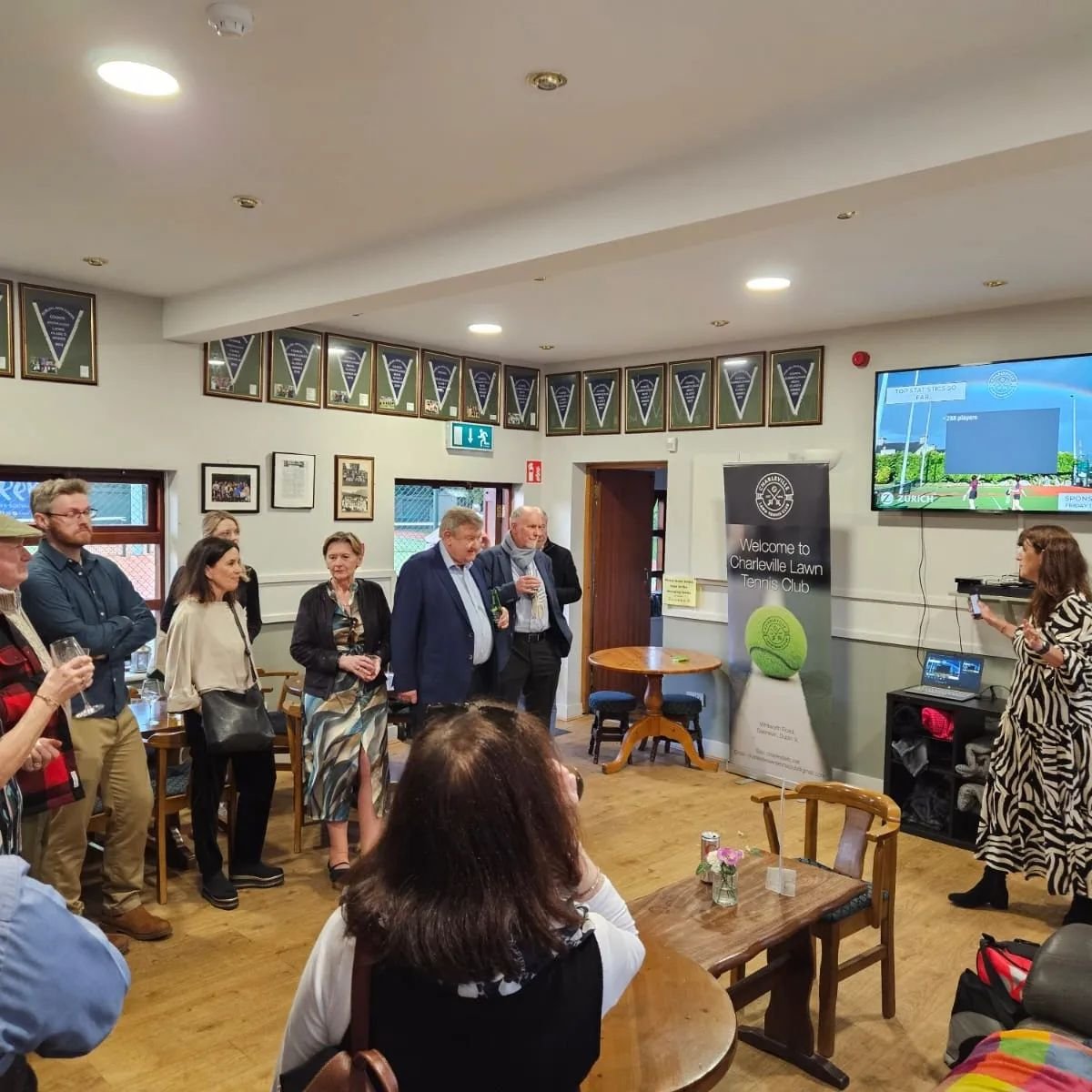 Sponsors night was a big success! Special thanks to Gerry on the BBQ and Paul at the bar for keeping everyone fed as we hosted our sponsors and friends of Charleville. The Zurich City of Dublin Championships is off to a great start 👏