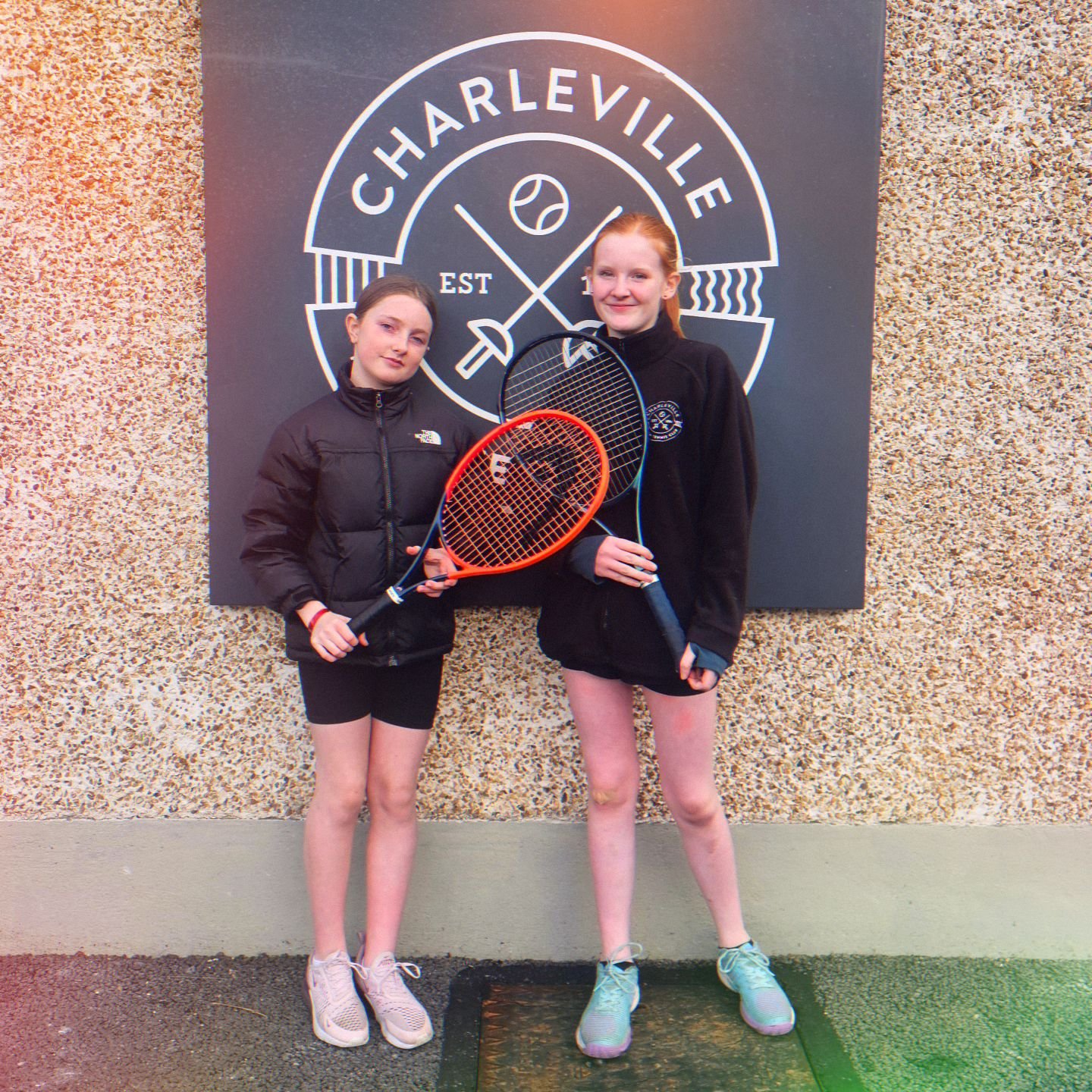 Historical moment for Charleville LTC as Caoimhe and Freya secured the first point in any junior leagues ever (!) in U12 Leinster Tennis Junior League home match against St.Mary's on Saturday.
Well done girls!
#leinstertennis
