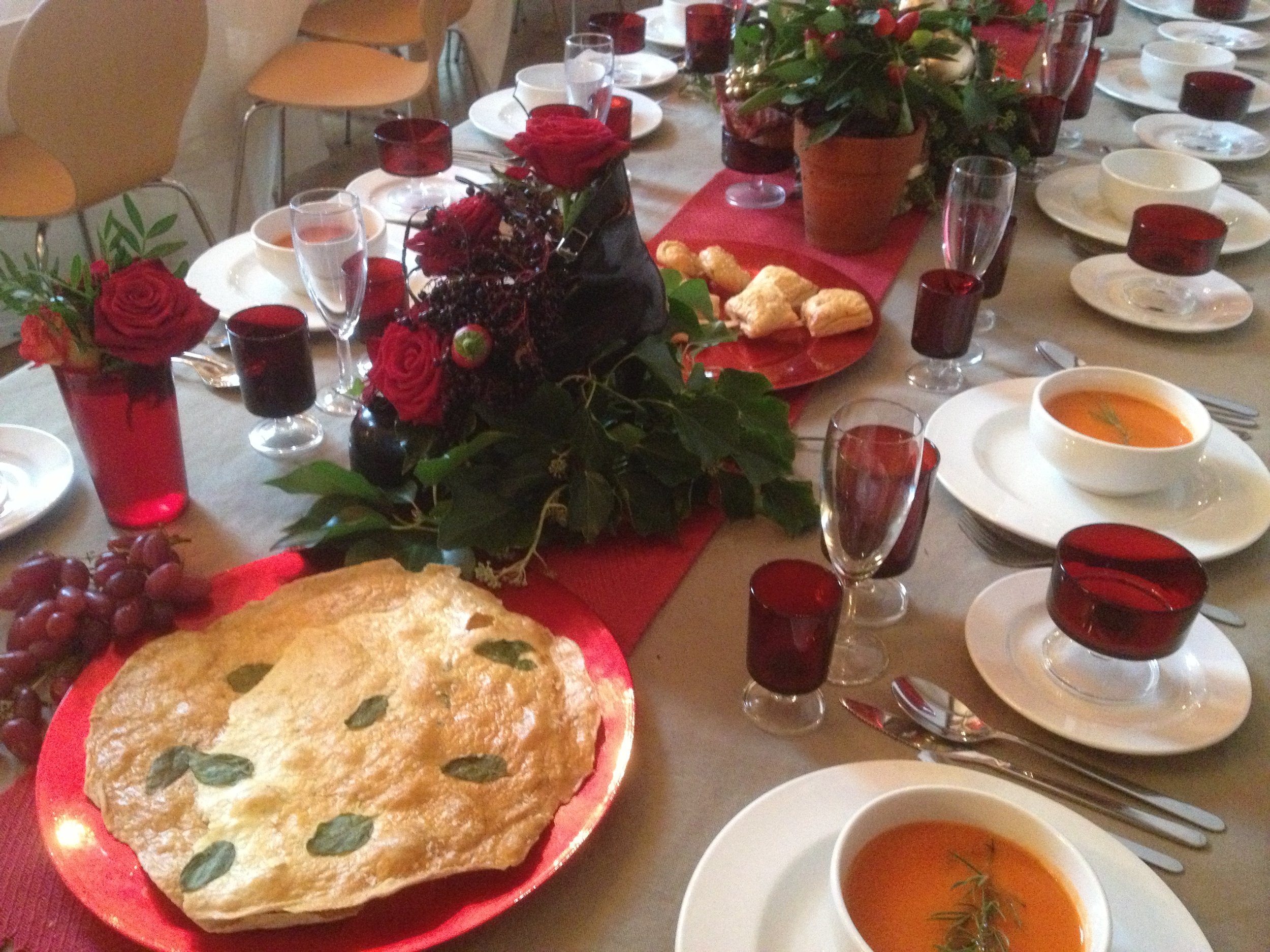 Christmas Table w food (5).jpg