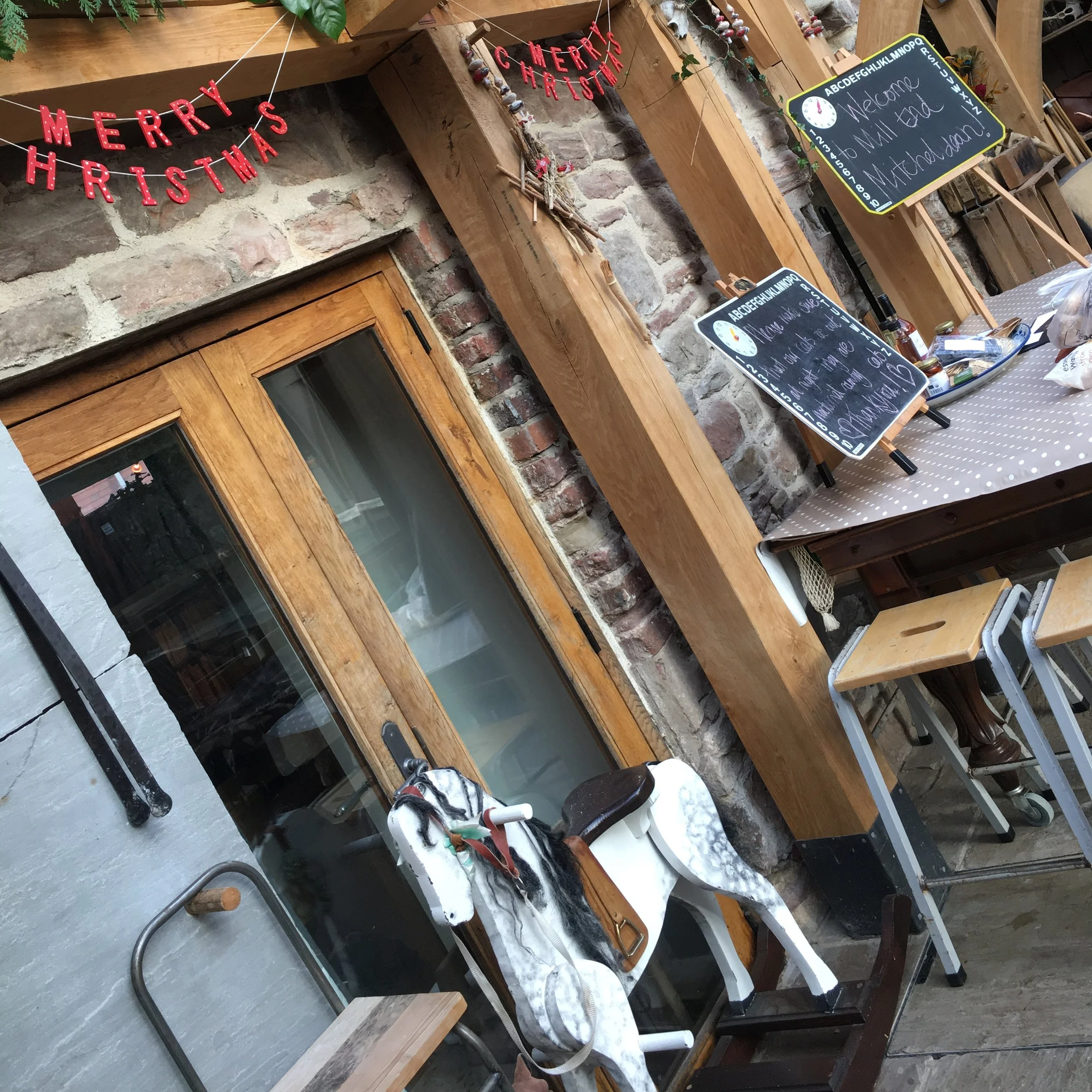 rocking horse at mill end mitcheldean.JPG