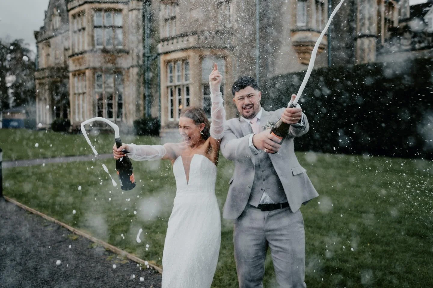 15 frames from the amazing Leanne &amp; Bradley&rsquo;s wedding at @tortworth_court_weddings 
.
.
Suppliers;
Hair: @andrealuellahair
Make up: @kamilarobertsmua @sharells_beauty_spot Redmond
Florist: @elsiemayflower	
Videographer: @erinocainfilm
Illus