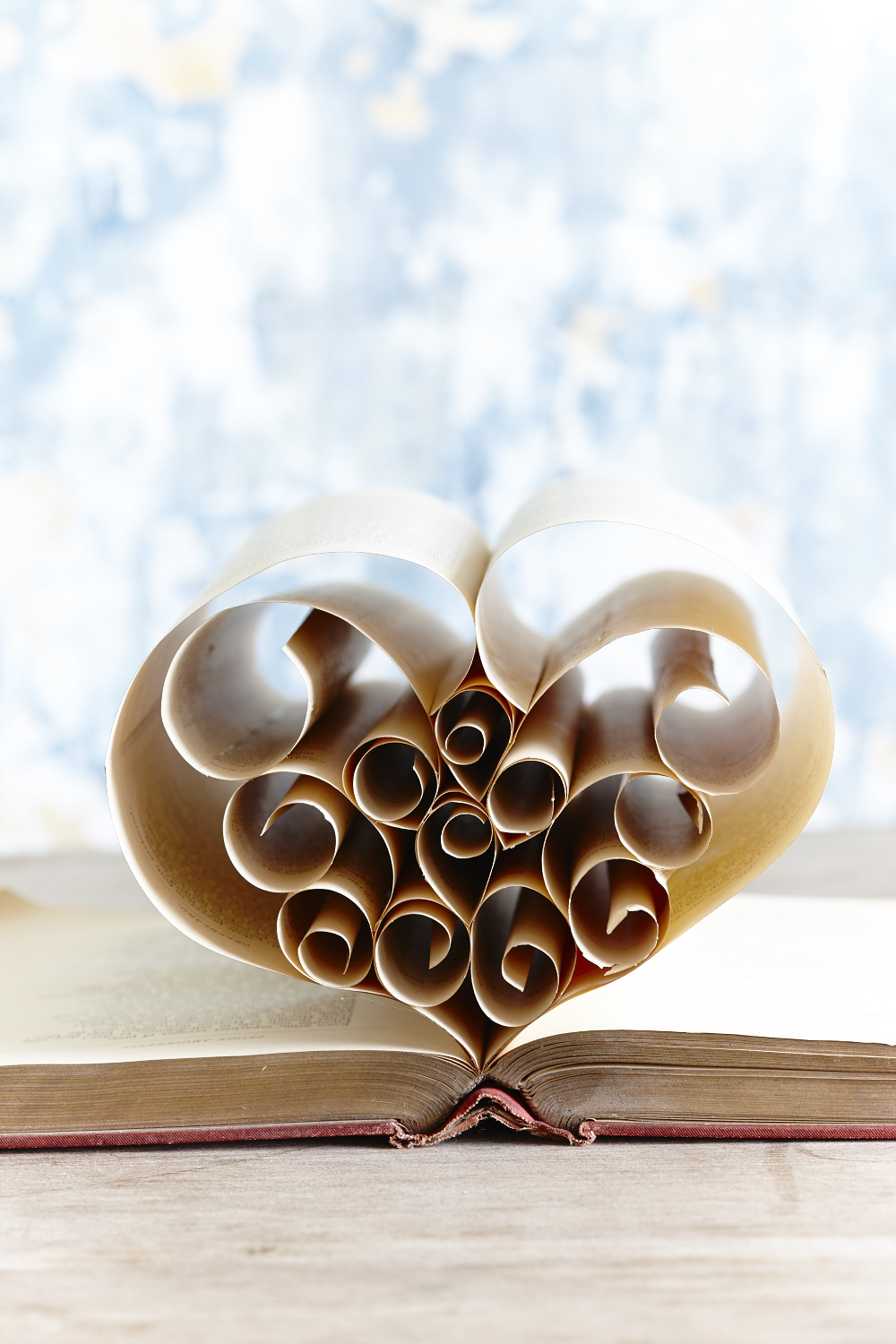 CB1051_BOOK_ART_HEART_DET_2.jpg