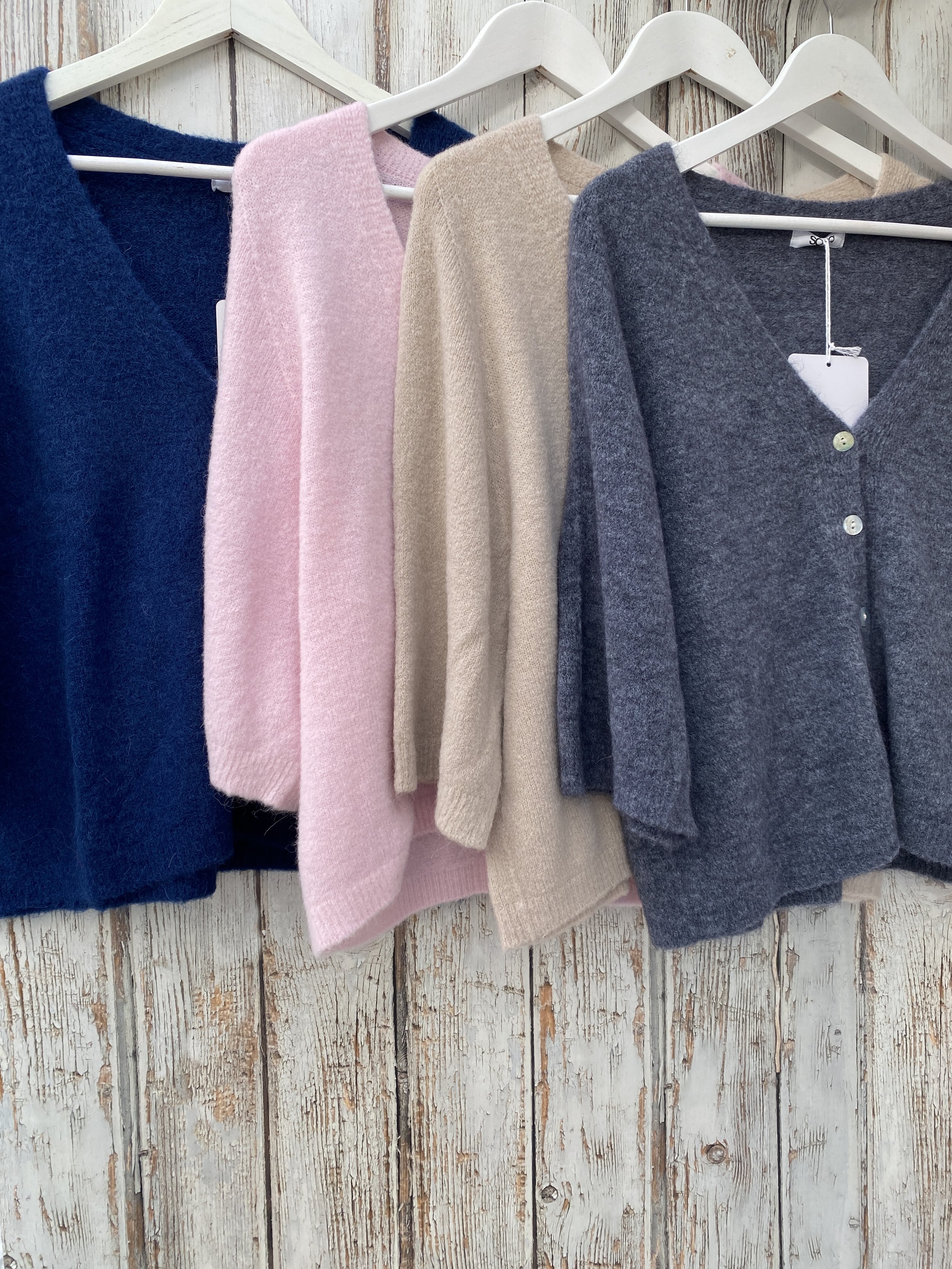 Wide sleeve v neck cardigan