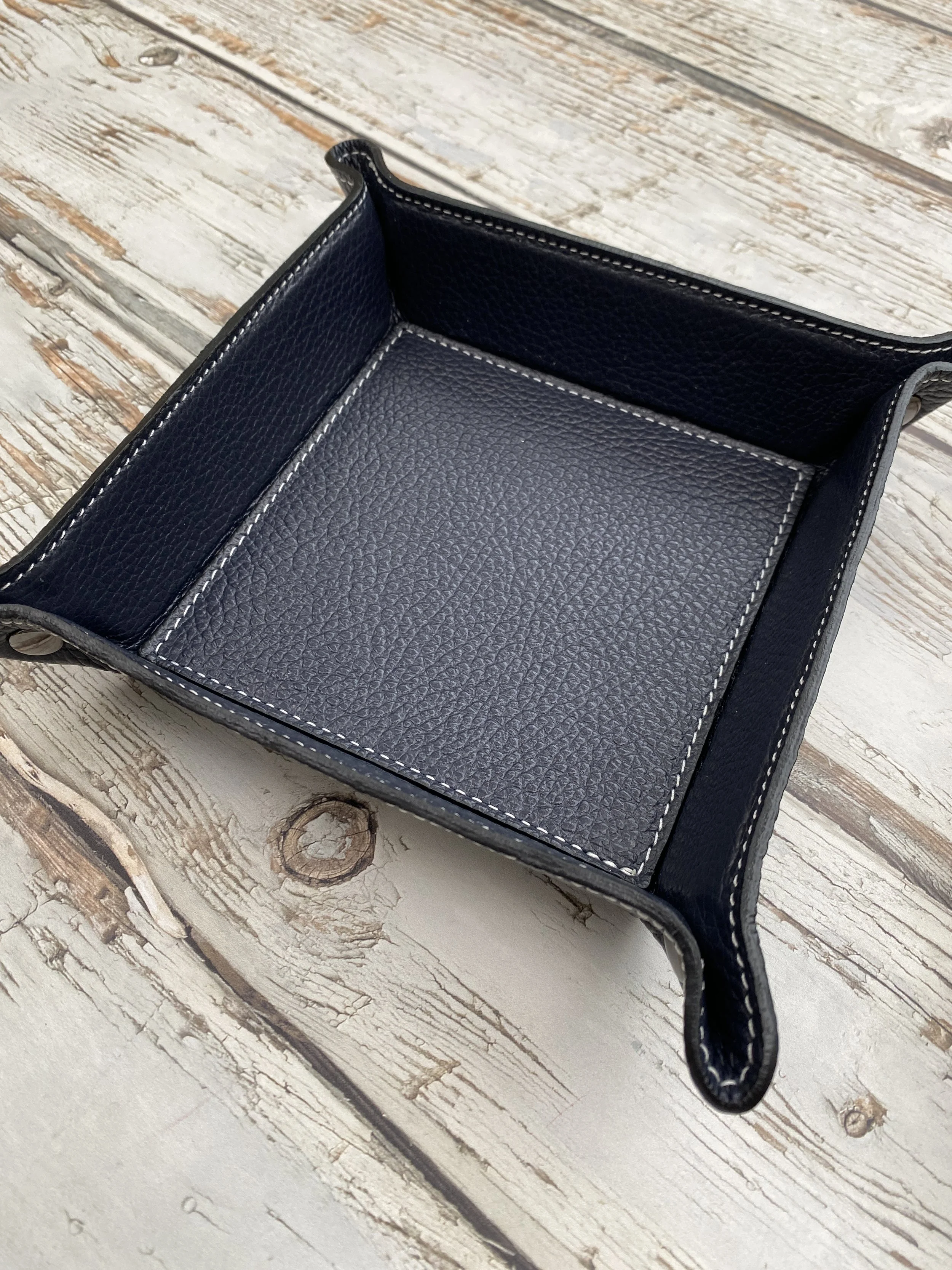 men's accessories tray