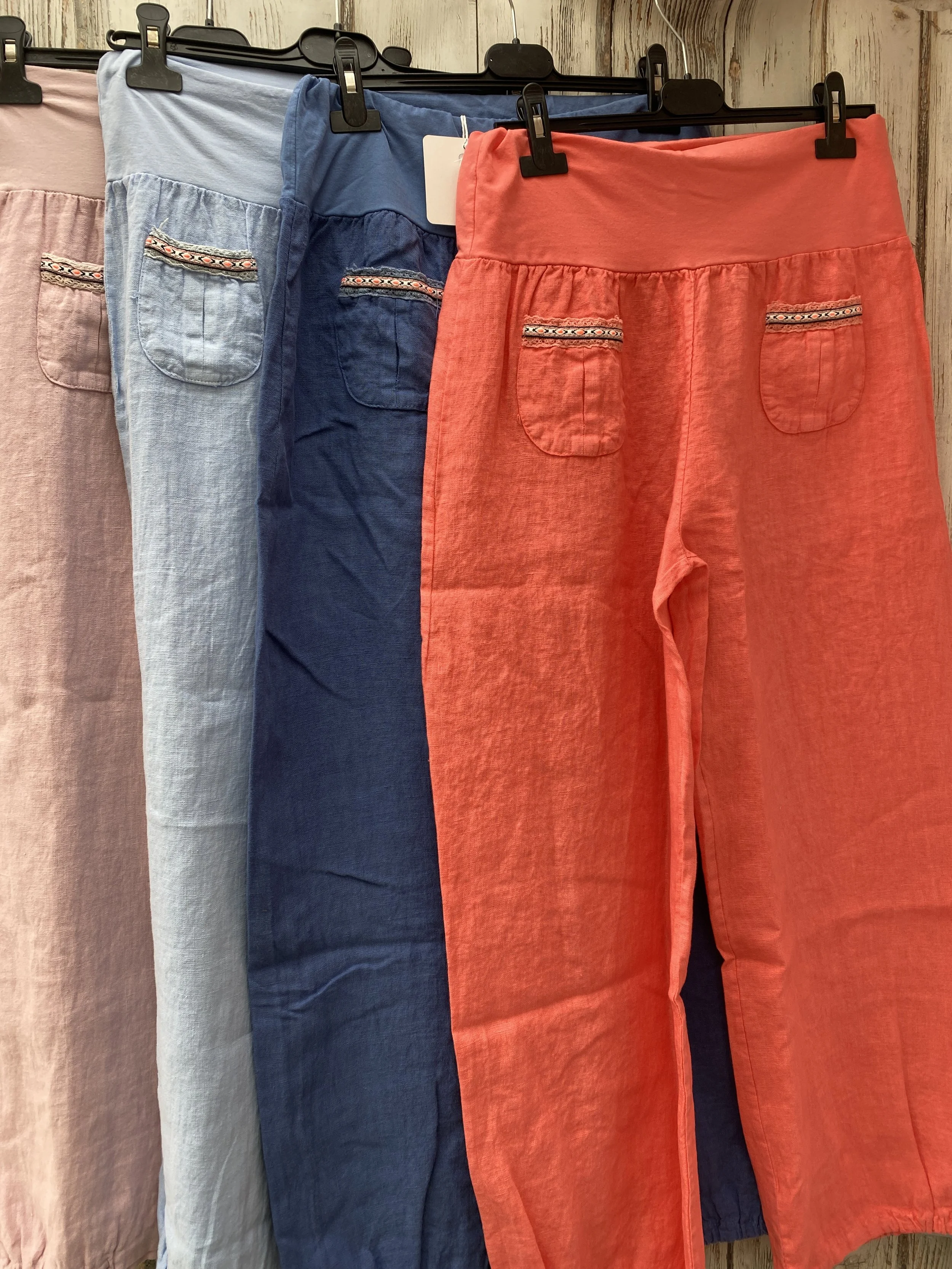 Pocket Detail Linen Trousers