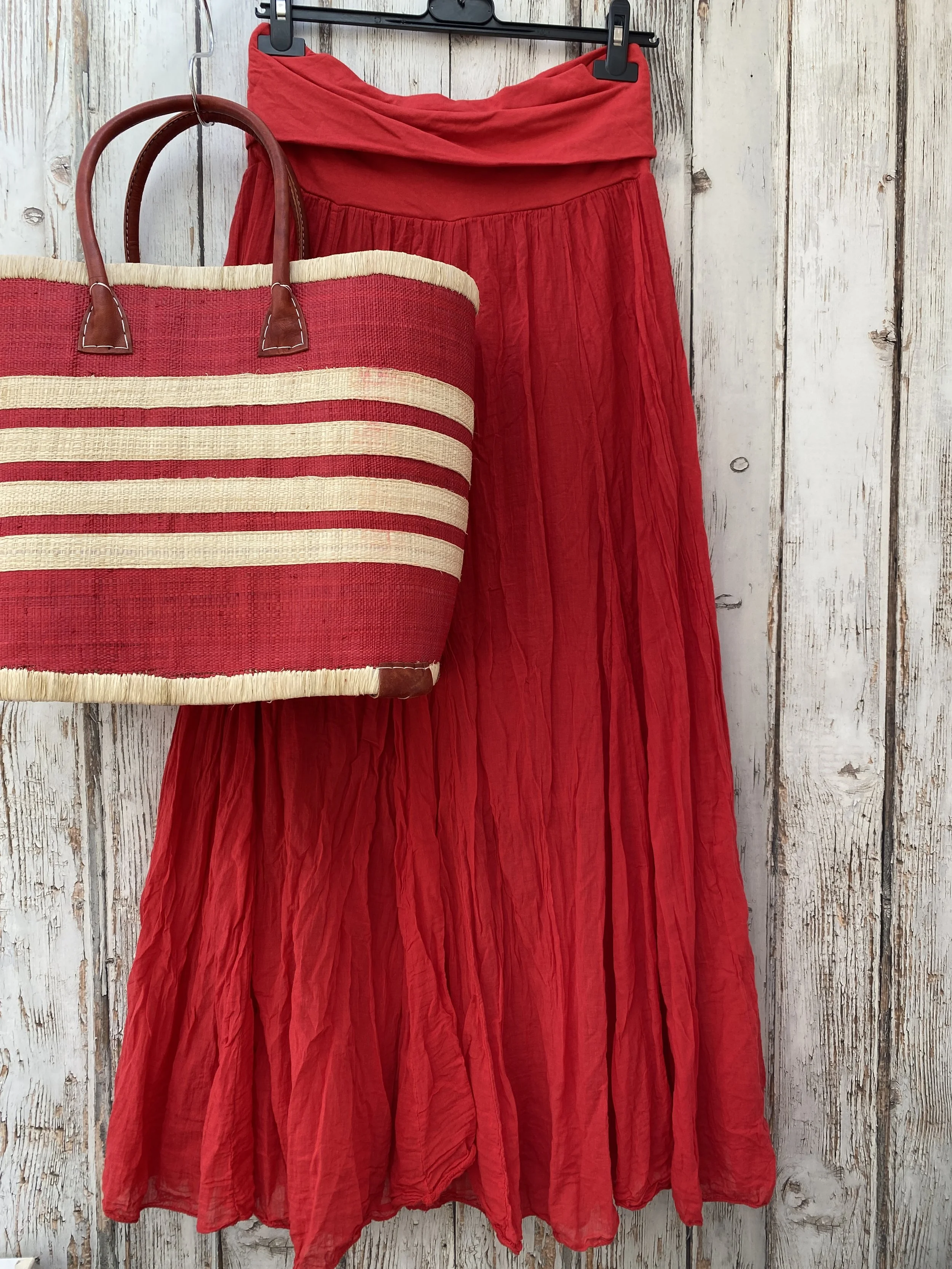 redskirt_basketbag.JPG