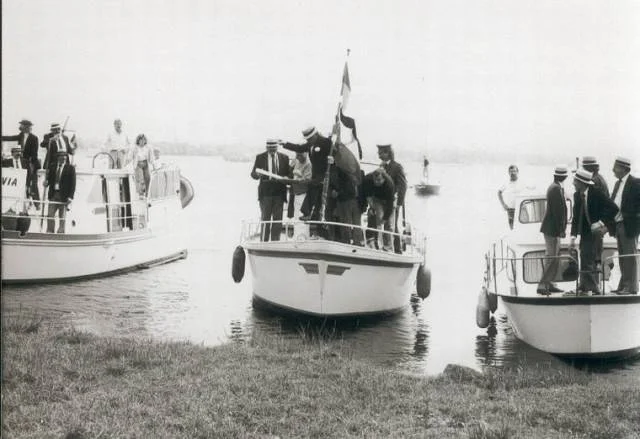 060.jpg