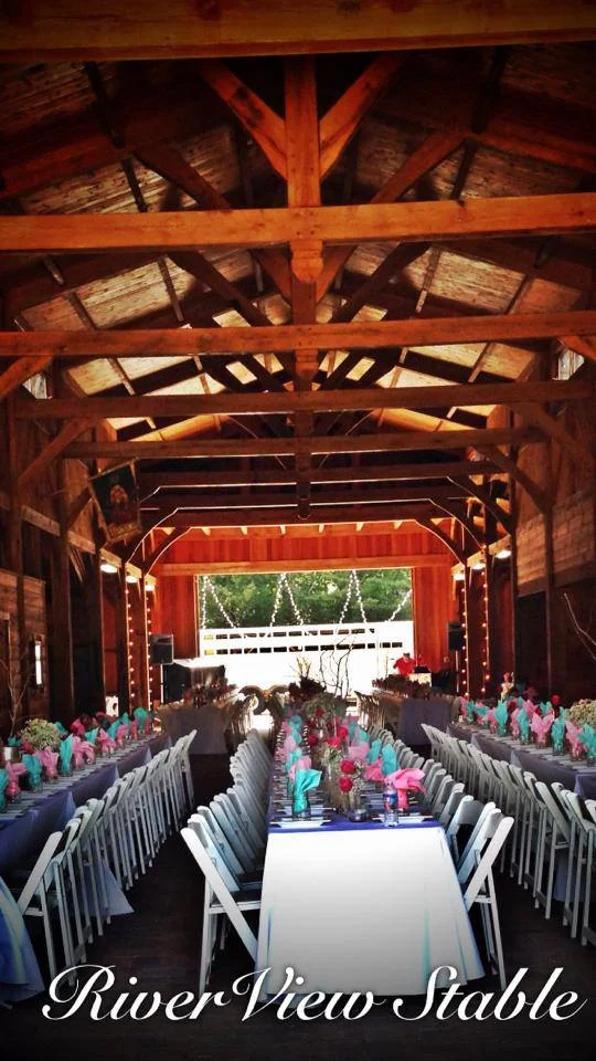 Barn Weddings Venue Tables Image