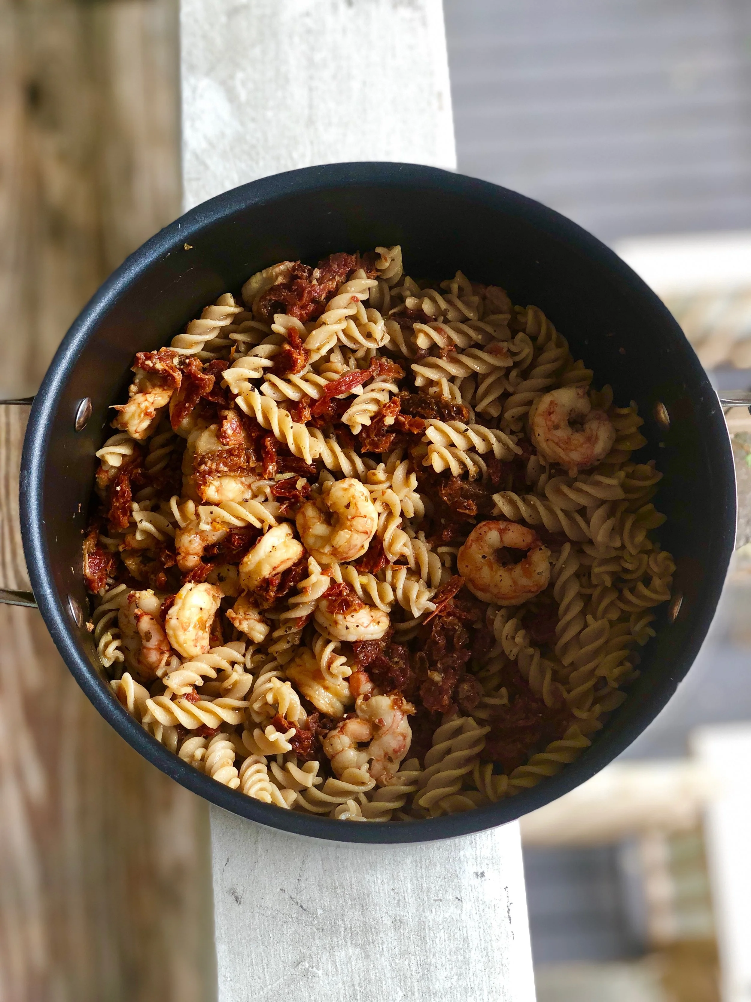 lemonshrimppastadietitianblogger.jpeg