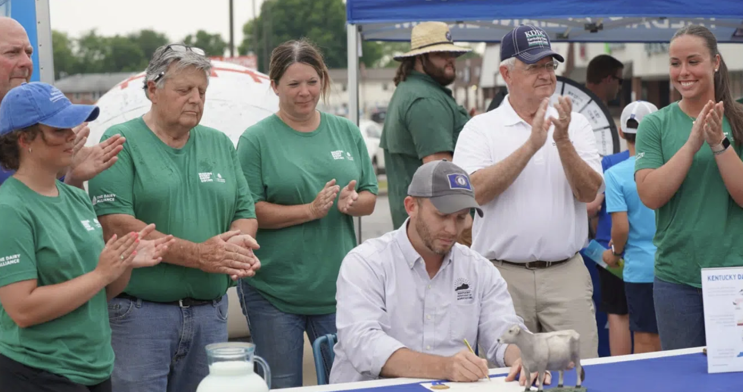 Ag Commissioner Proclaims June as Dairy Month in Kentucky