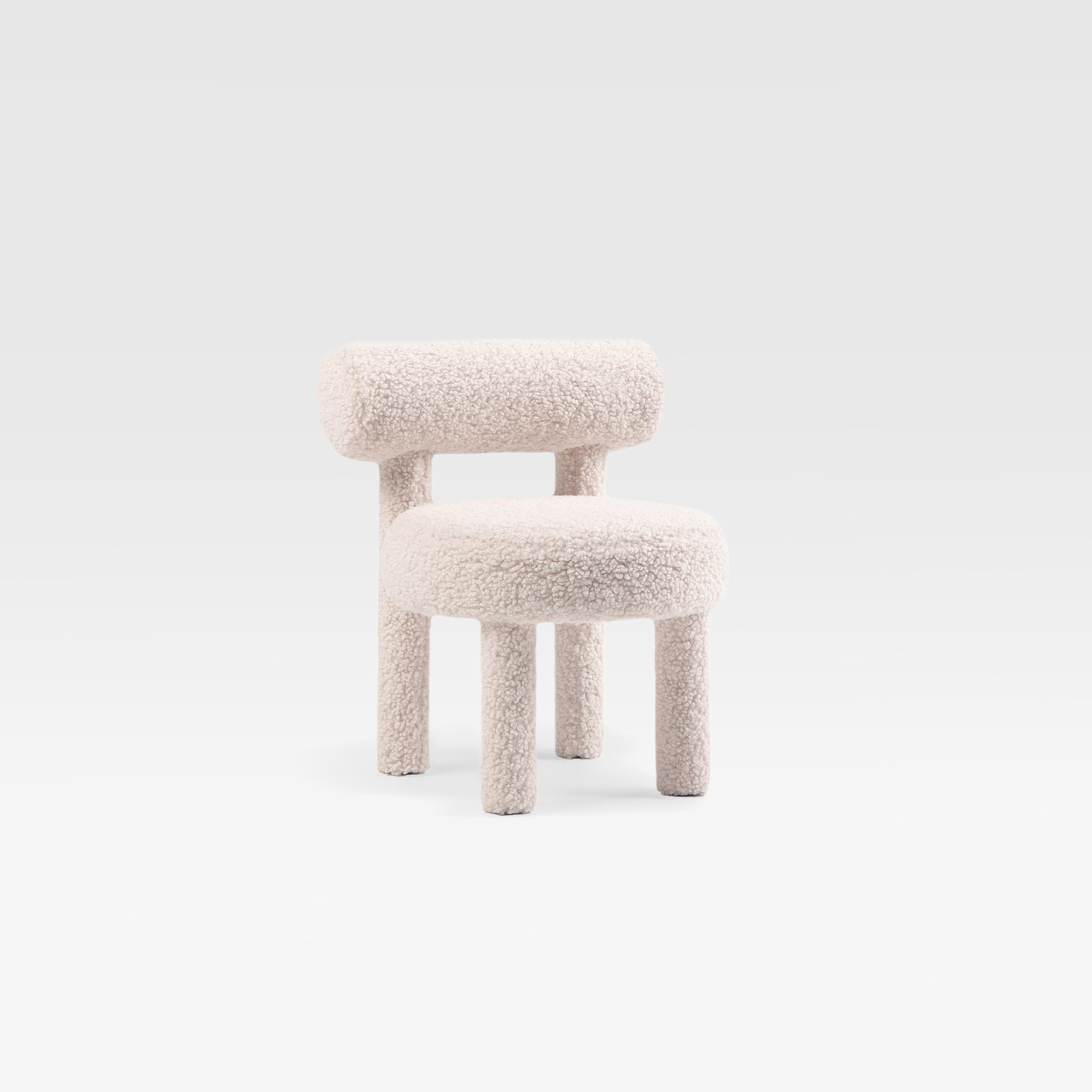 Fluffy-Baby-Chair-Gropius-CS1_in-Medo-Faux-Sheepskin-(6).jpg