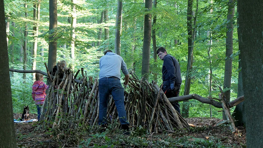 Aufbau einer Survival Notbehausung