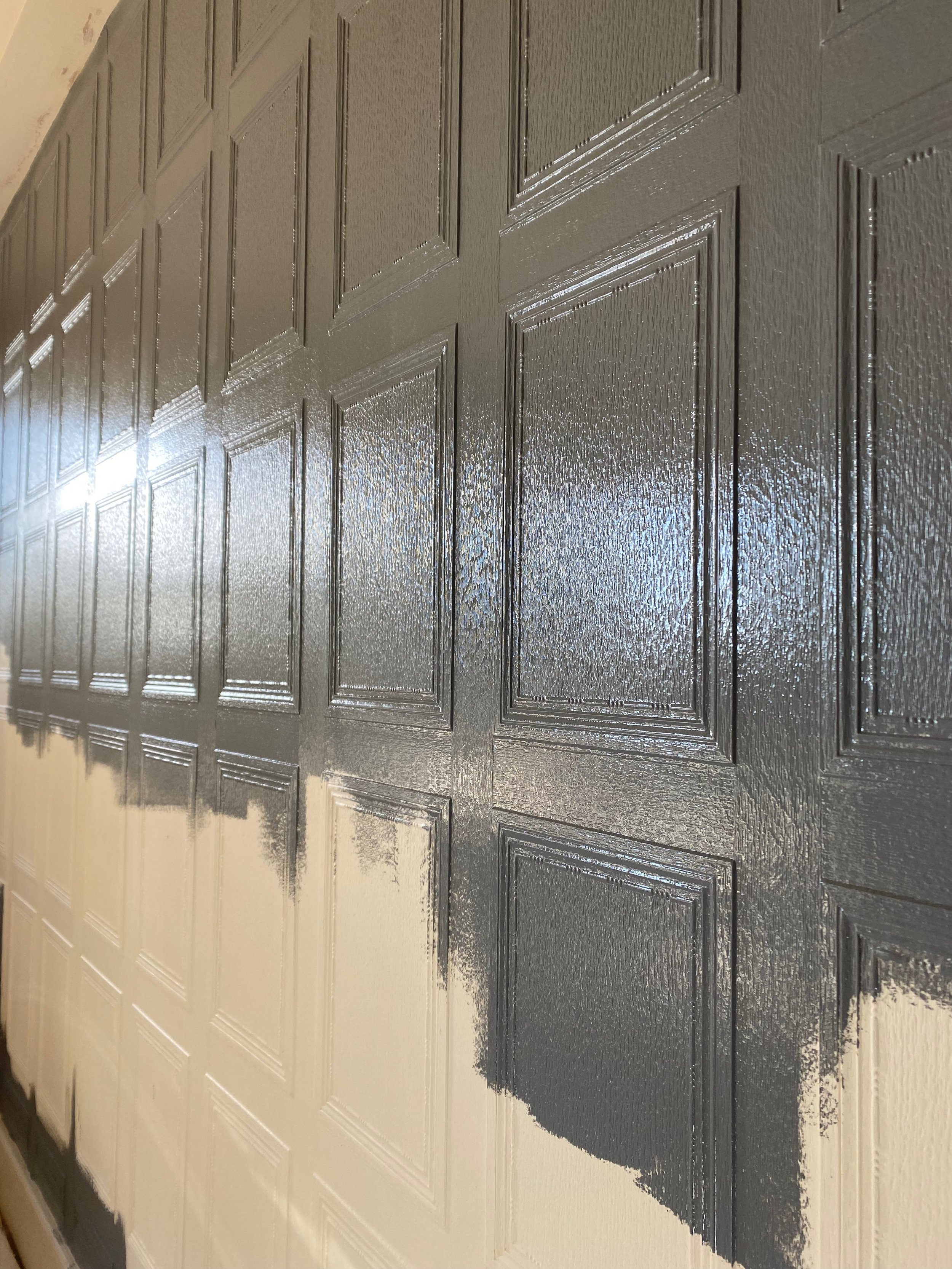 Lincrusta panelling painted after installation