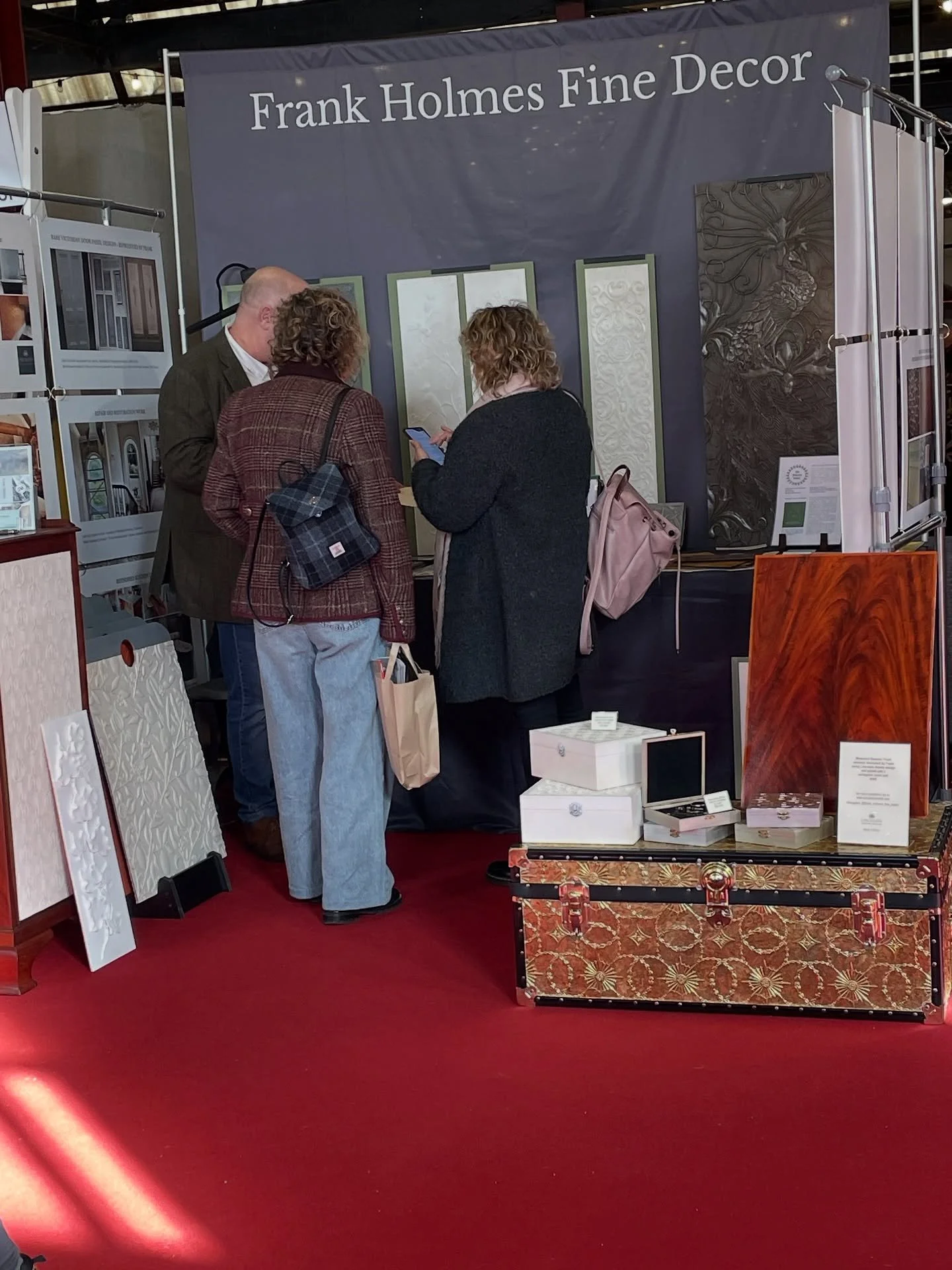 Bit late posting but we&rsquo;ve had another busy week since the CL Home &amp; Gift Fair, celebrating a family big birthday 🎈 

Thank you to everyone who stopped by for a chat about our range of services and our passion for bringing heritage decor d