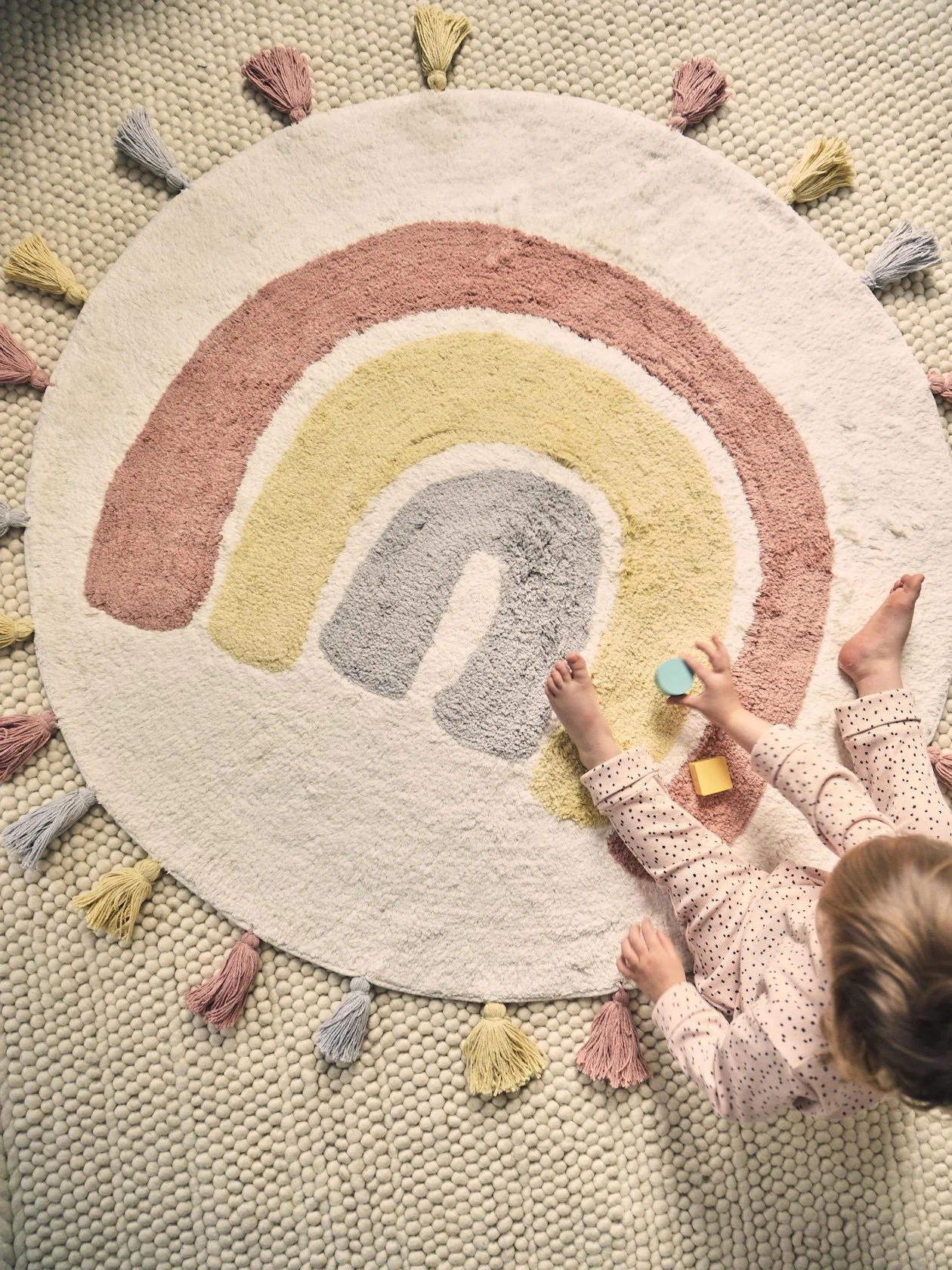 GBO_D5_RAINBOWRUG_017.jpg
