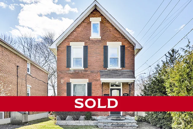 laurentianview/westboro 644 churchill avenue south $589,900 Upgraded and well-maintained duplex in a very accessible location. Great investment opportunity to live in one and rent the other or rent both. One unit is currently owner-occupied with a tenanted unit below. The owner-occupied unit is bright and renovated with character details including the staircase, woodwork and a stained-glass oval window. This 1-bedroom unit has in-suite laundry and the added bonus of an entry-level den and large foyer. The ground level back 1-bedroom unit has a separate entrance and access to an unfinished basement with laundry. A back garden for use by both units overlooks mature trees and has a shed. Walking distance to Westboro Village and public transit steps away. THIS HOME IS NOW SOLD. FOR MORE INFORMATION, PLEASE CONTACT DOMINIQUE MILNE AND LYNE BURTON. *PRICE DISPLAYED IS LIST PRICE, NOT SALE PRICE.*