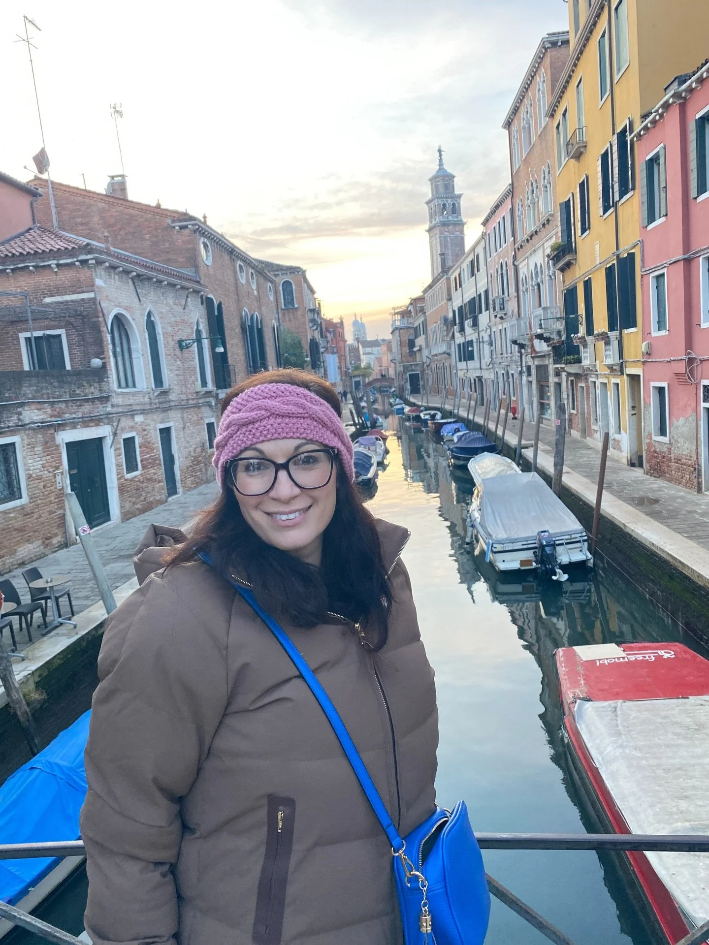 &lsquo;I&rsquo;m renting a house in Venice for two months. Would you like to come over and hang out for a while with me?&rsquo;
&lsquo;Why, yes @robothammandy&hellip;I would.&rsquo; A &pound;70 return flight later and a tiny rucksack with clothes for