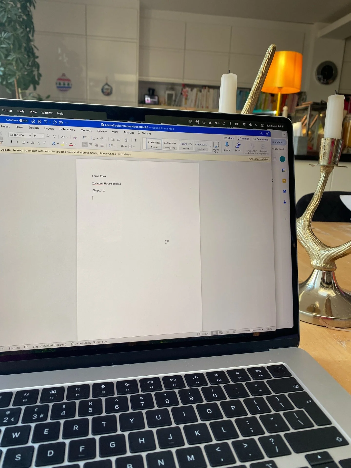 January is a good time to start a new book. But it does have to be in by May. So I&rsquo;d best get a wiggle on. Just after I&rsquo;ve made a cup of tea, eaten a couple of biscuits and wondered what on earth the first line should be. Here comes Merry