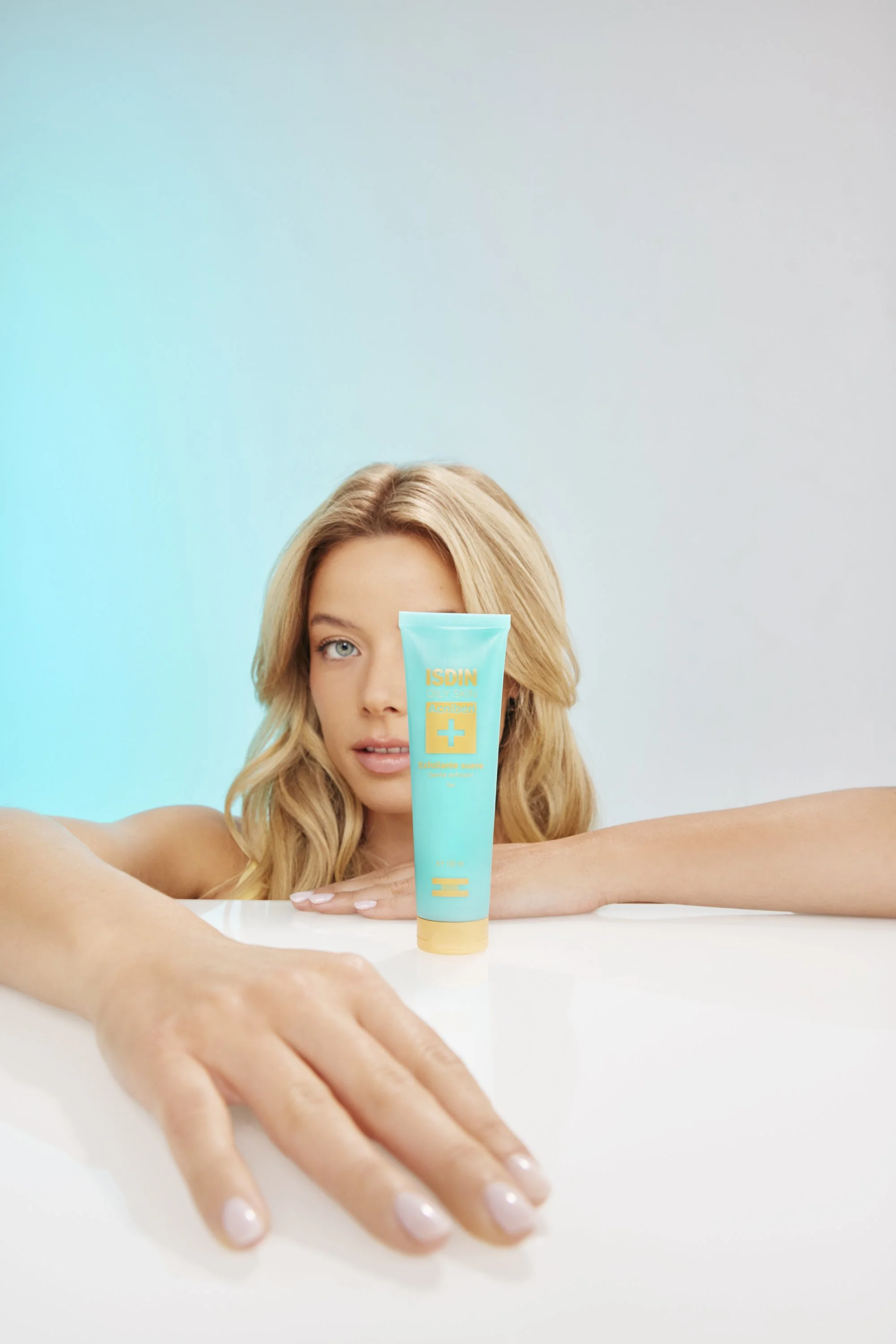 IS-2502_MARINA RECHE_JPEG_04.jpg