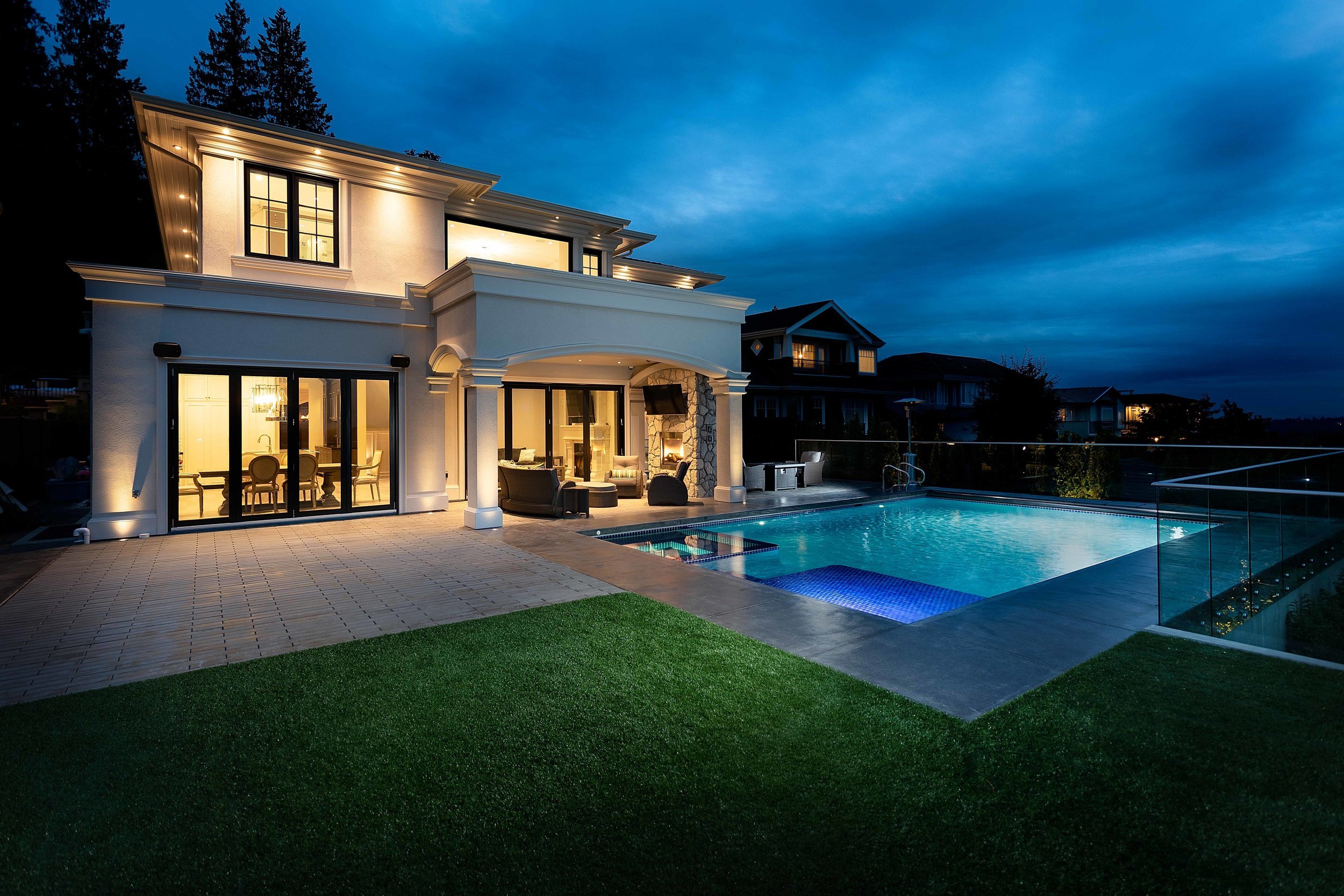 realestatephotovideoVancouverSHOTIFY12.jpg