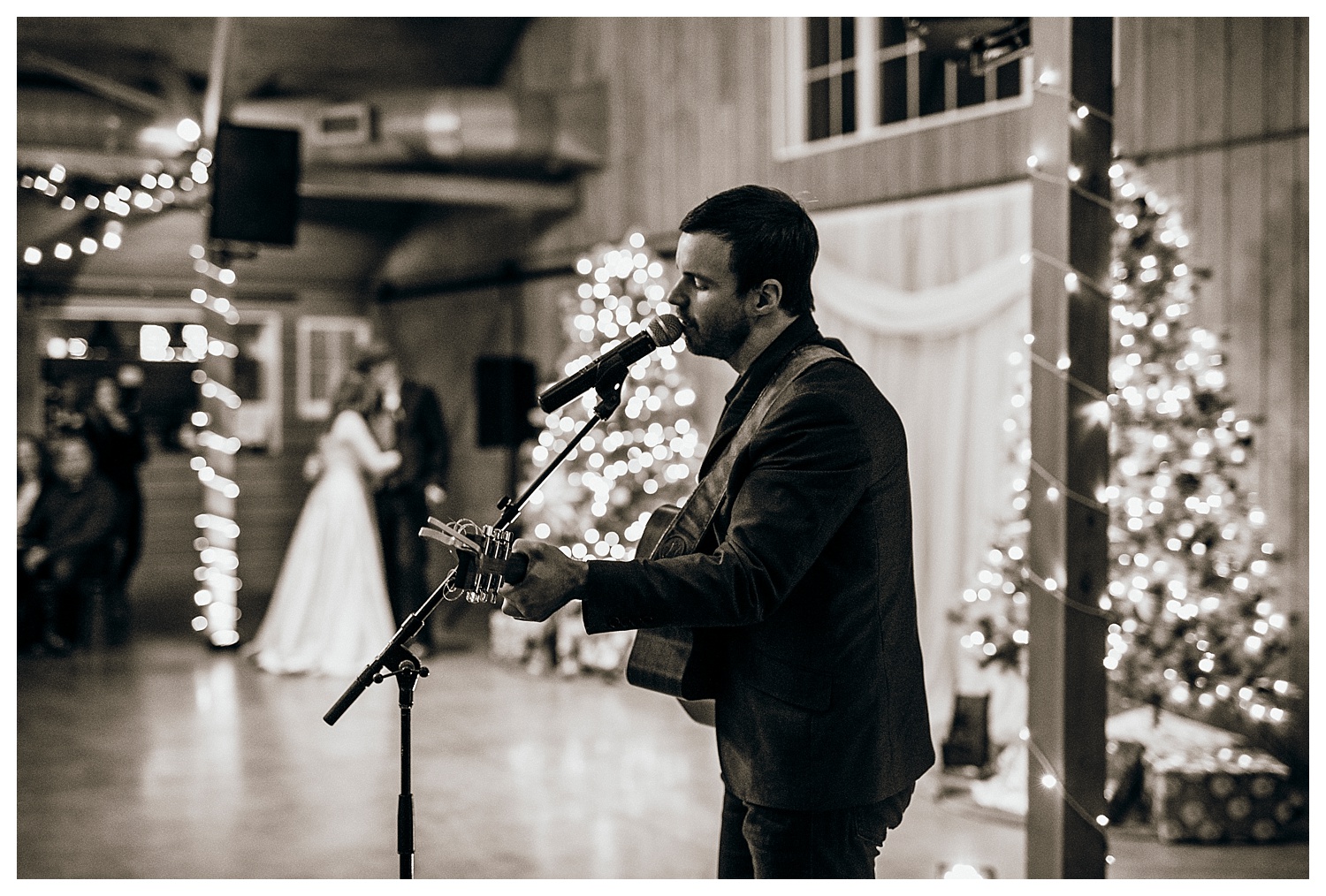 Bradley_Rhodes_The_Barn_At_Raccoon_Creek_Wedding_Apollo_Fields_057.jpg