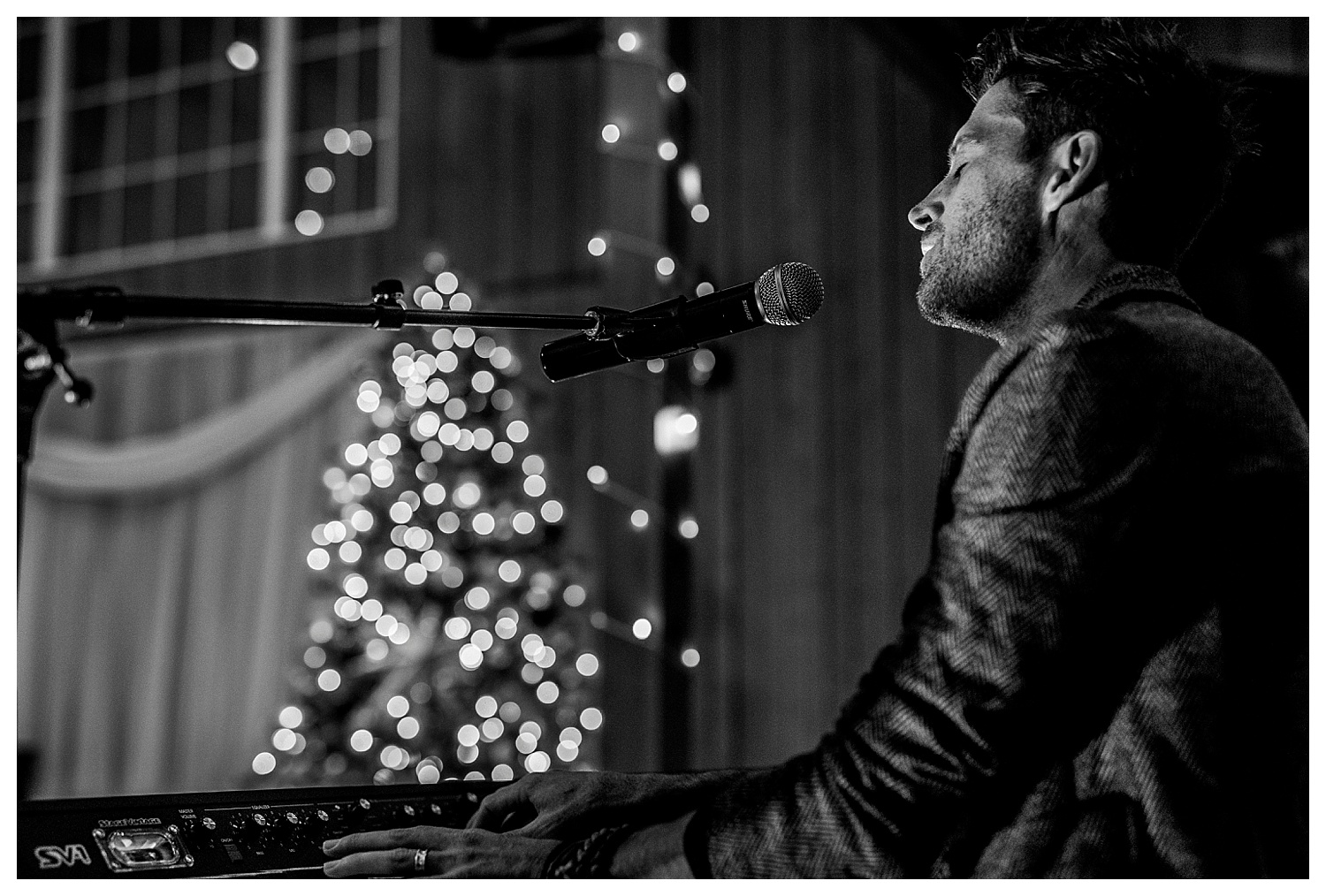 Surprise_Singer_The_Barn_At_Raccoon_Creek_Wedding_Apollo_Fields_055.jpg