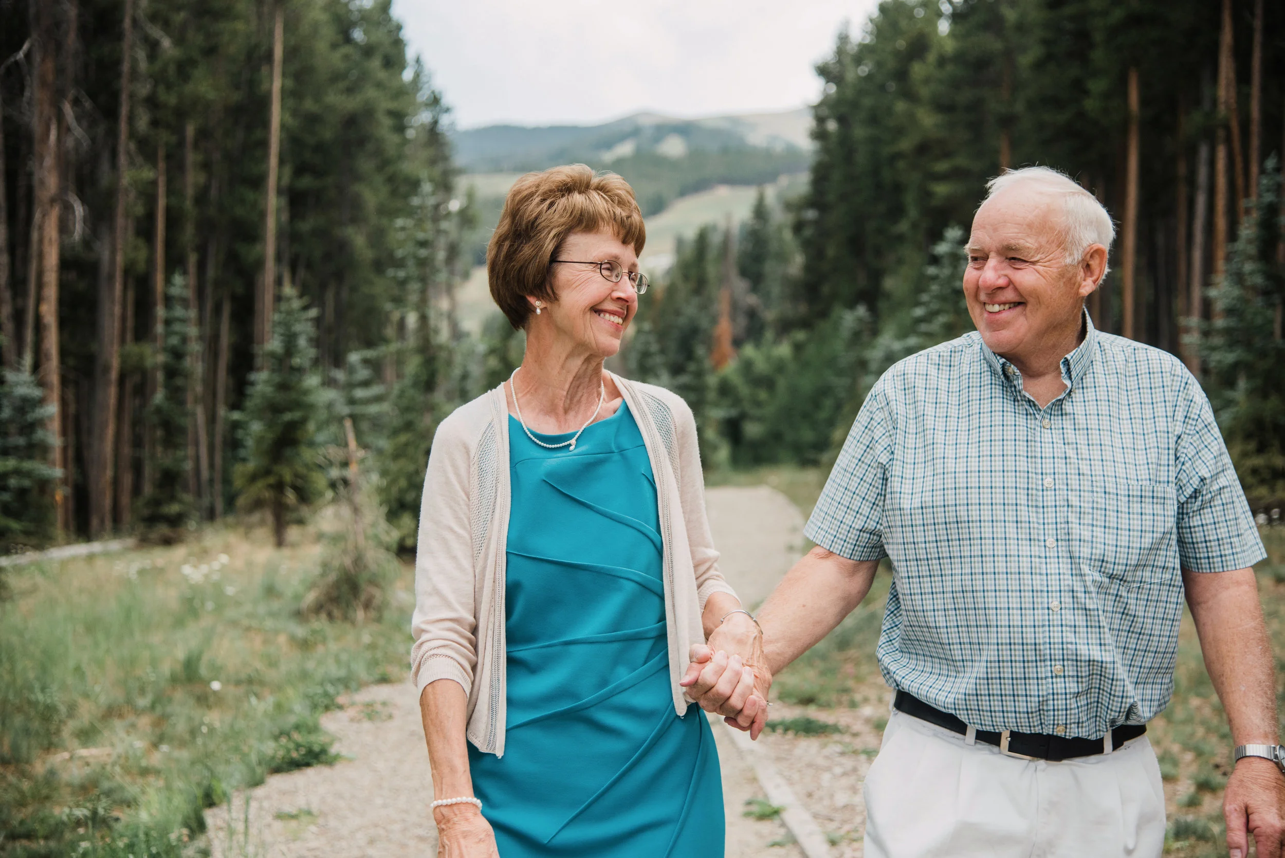 Grandparent_Engagement_Session_Family_Breckenridge_Apollo_Photo_44.jpg
