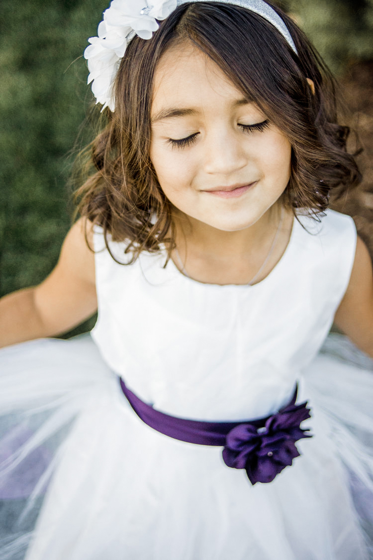 Colorado_Wedding_Photographer_Apollo_Fields_Flower_Girl.jpg