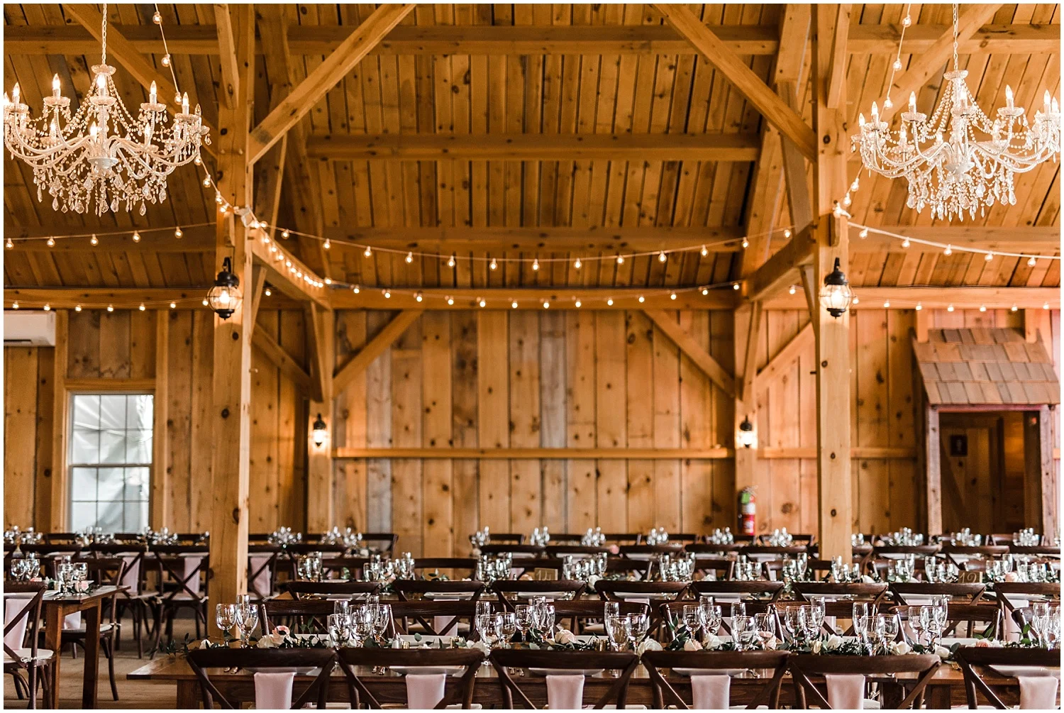 Apollo_Fields_Granite_Ridge_Estate_And_Barn_Wedding_015.jpg