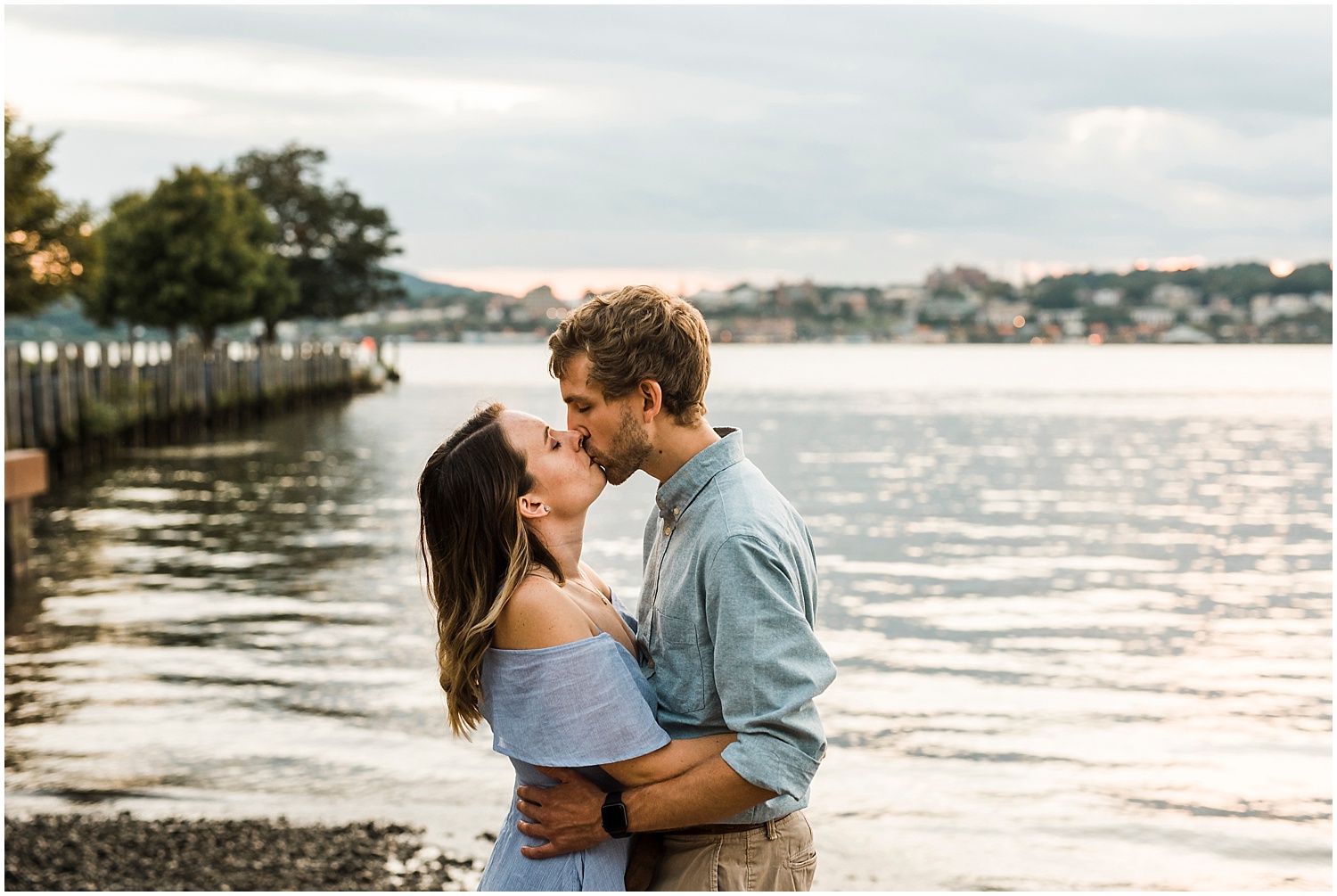 Beacon-NY-Engagement-Photos-Apollo-Fields-12.jpg